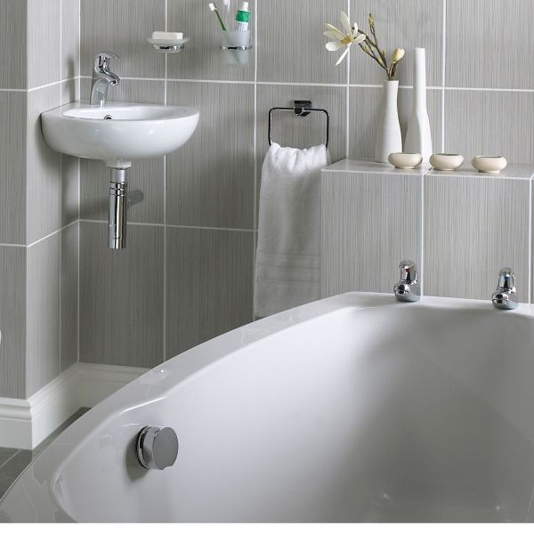 Baths Shower, Corner & Straight Baths DIY at B&Q