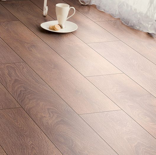 Amadeo Natural Shire Oak Effect Laminate Flooring 2.22 m² Pack ...