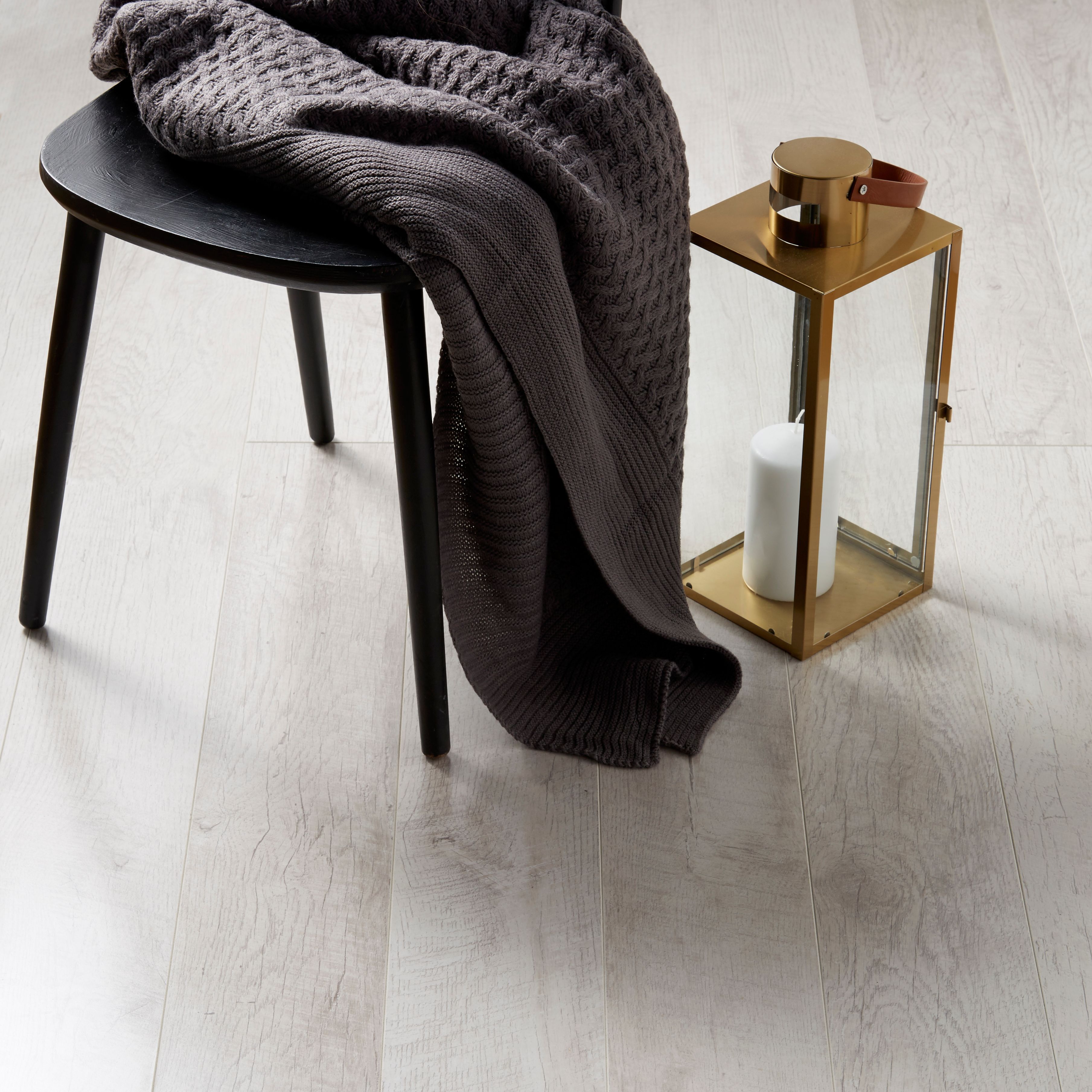 Bannerton White Oak effect Laminate flooring Sample | Departments | DIY