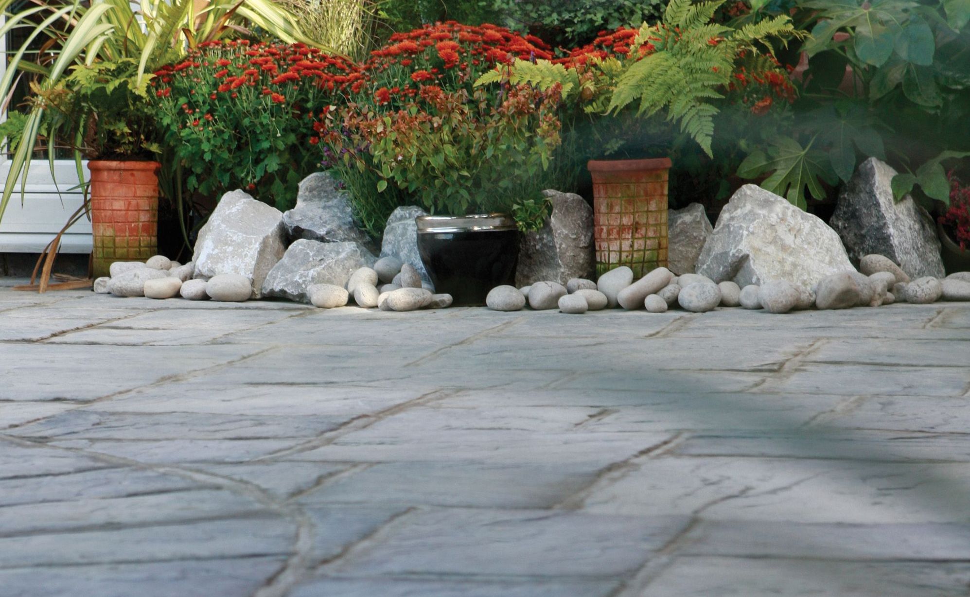 Buyer's guide to paving Help & Ideas DIY at B&Q