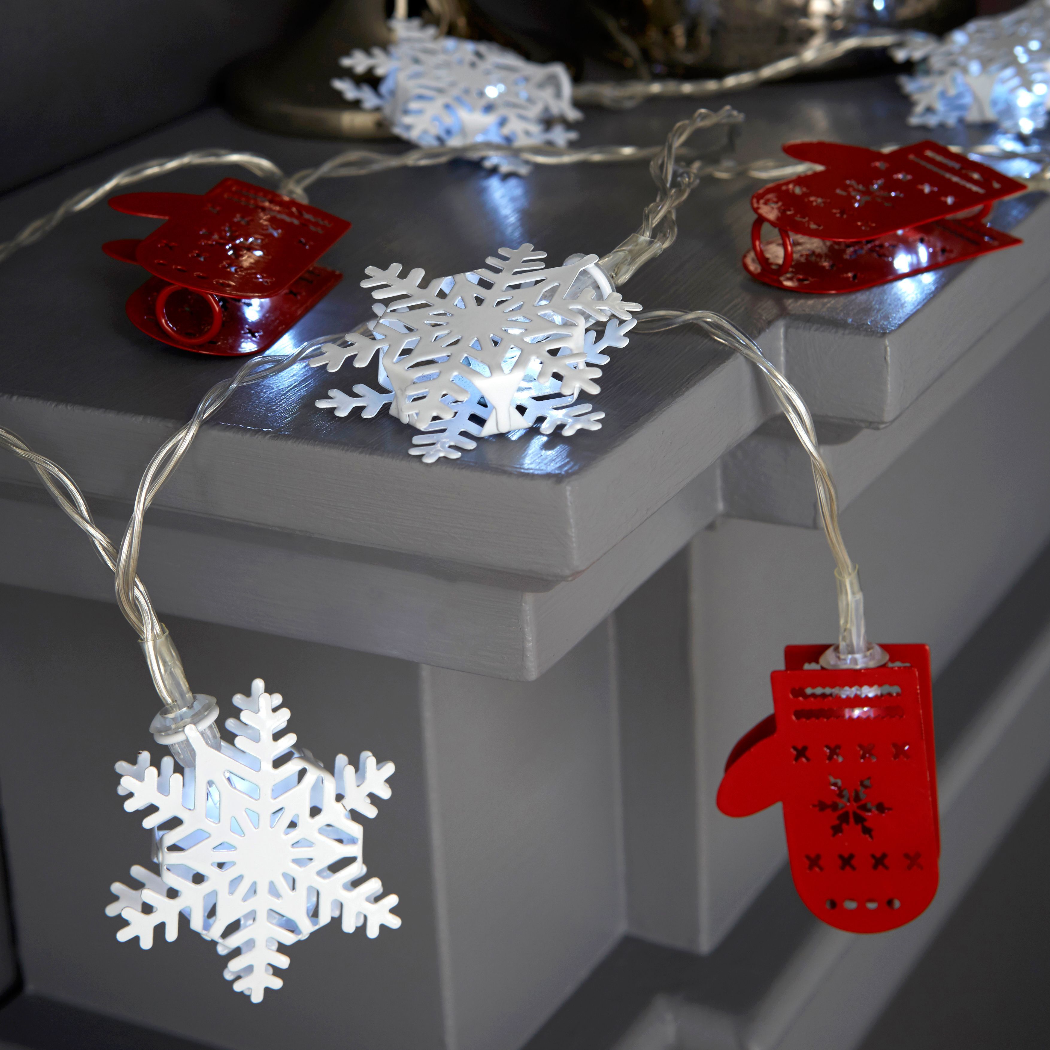 Battery Operated 16 Ice White LED Red & White Metal Snowflake & Mitten String Lights ...