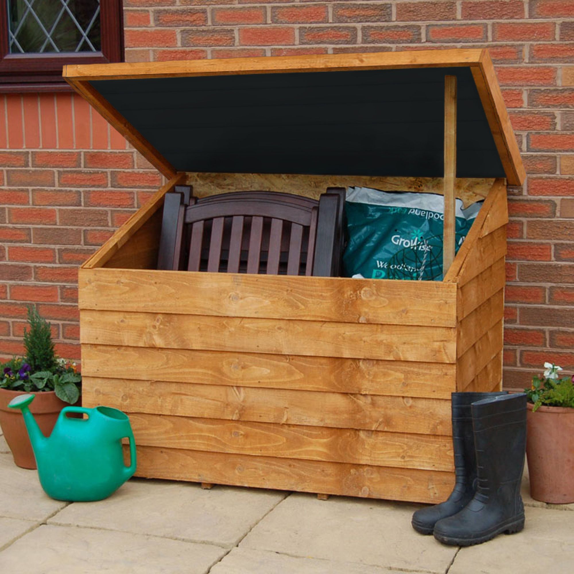 Kentucky Plastic Garden Storage Box | Departments | DIY at B&Q