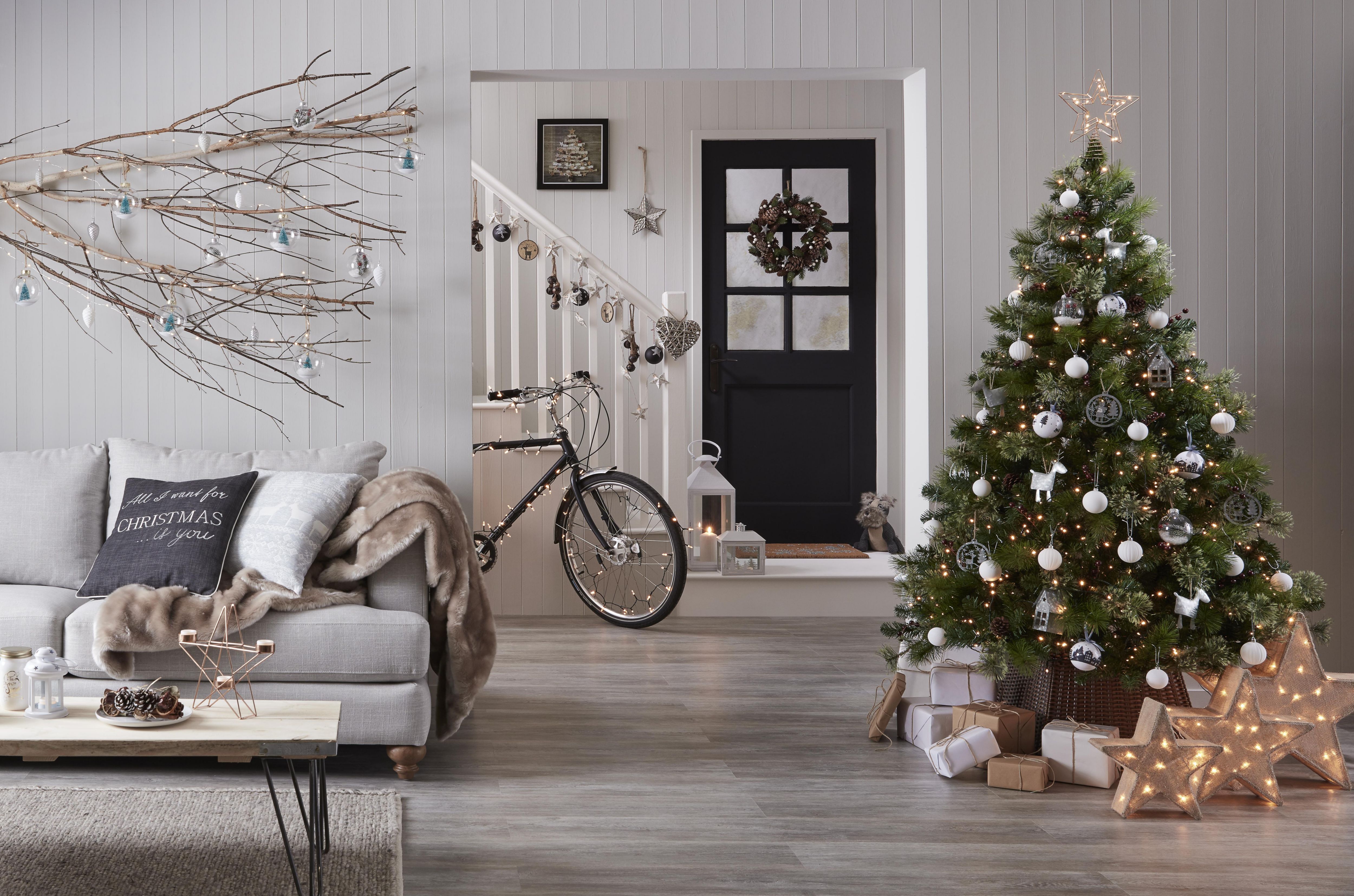 Christmas Trees | Artificial Christmas Trees | DIY at B&amp;Q