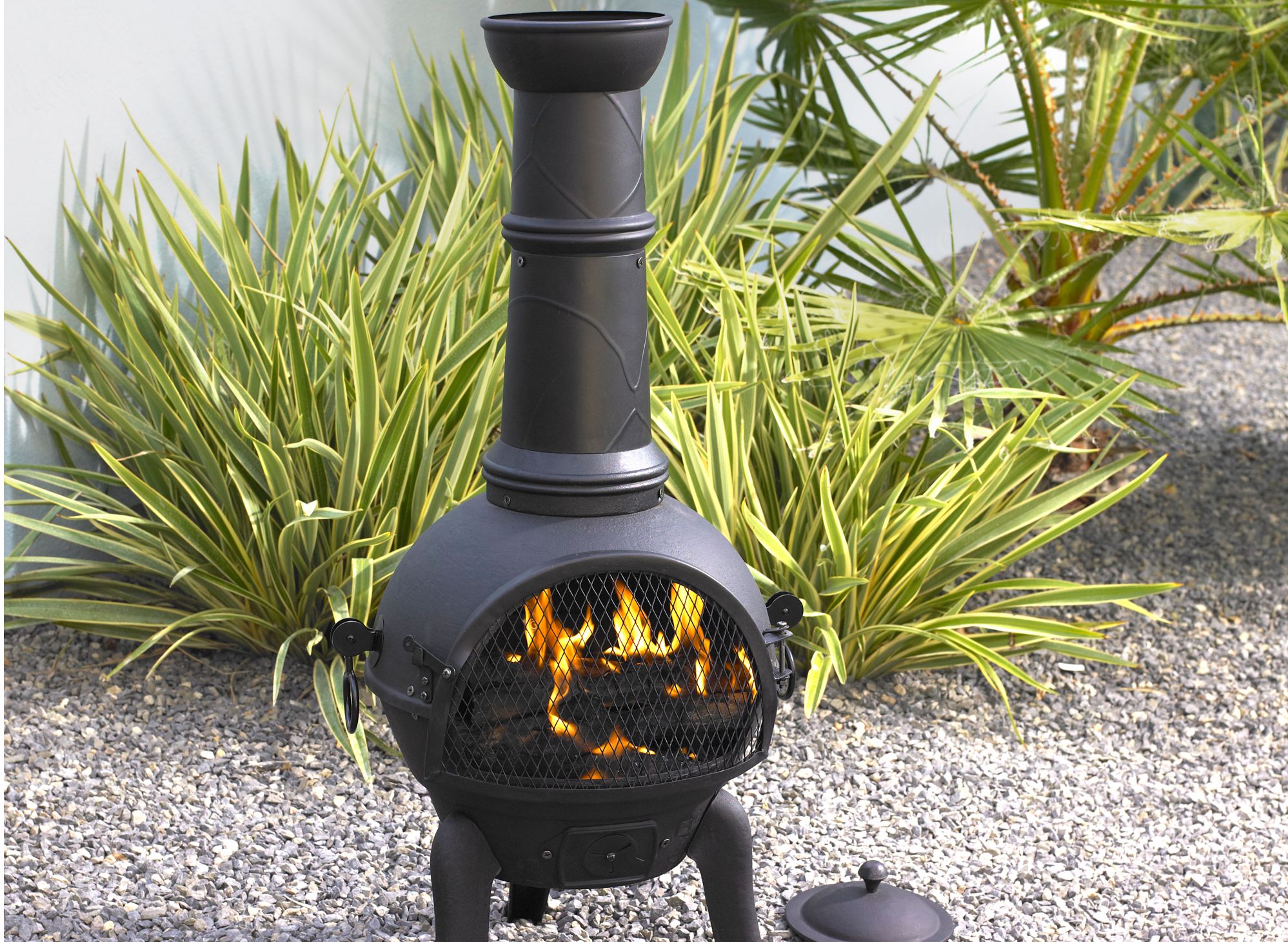 Garden heating buying guide Help & Ideas DIY at B&Q