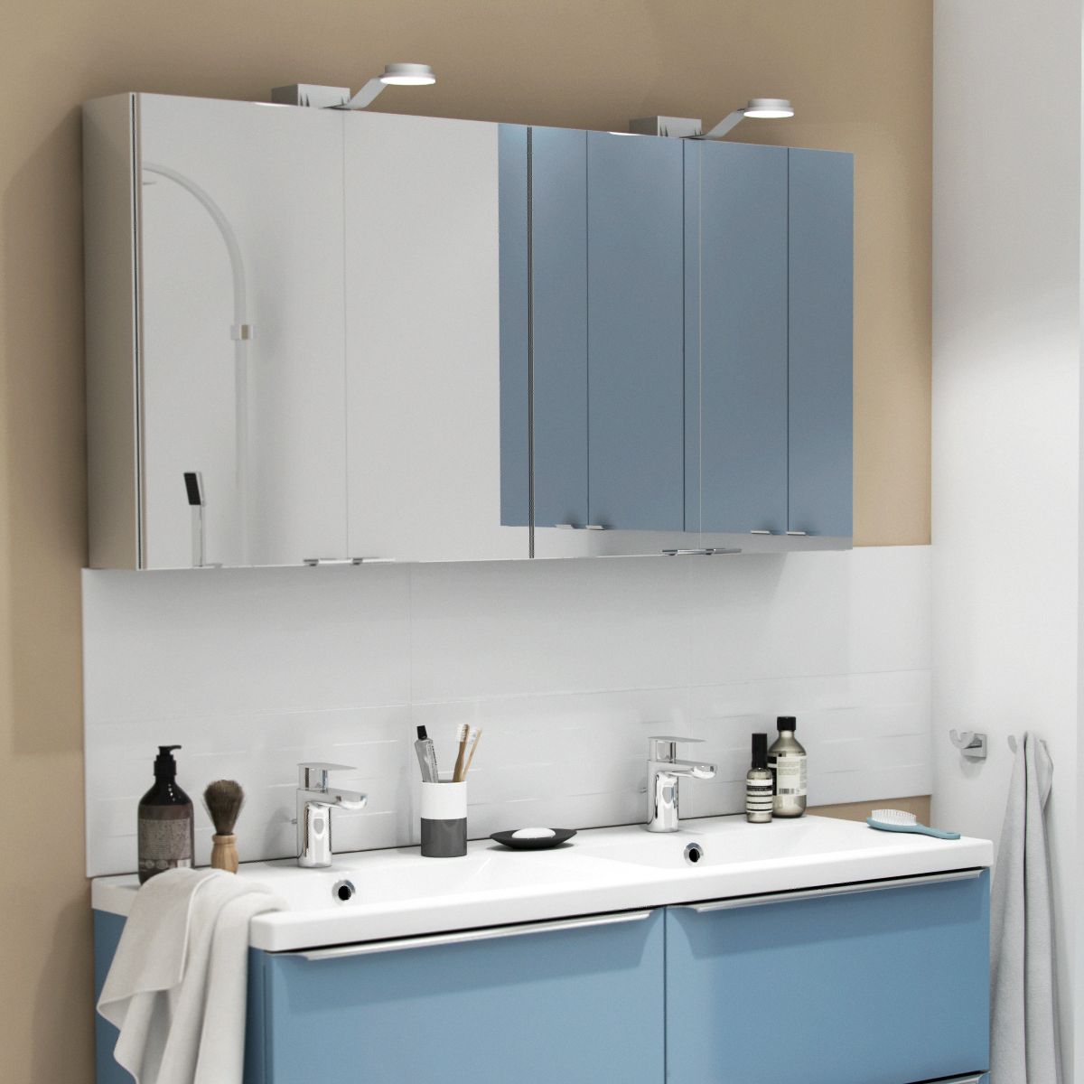Bathroom Lighting Buying Guide Ideas Amp Advice Diy At B Amp Q