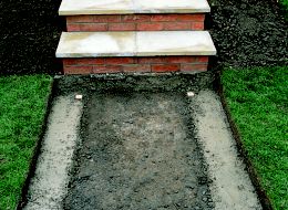 How to lay paving blocks, gravel & asphalt | Ideas & Advice | DIY at B&Q