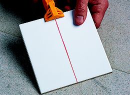 How to cut wall tiles | Ideas & Advice | DIY at B&Q