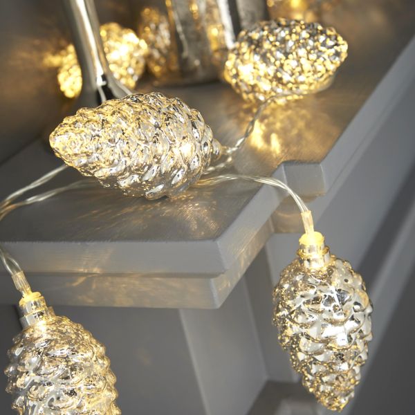 Traditional Christmas Trees & Decorations DIY at B&Q