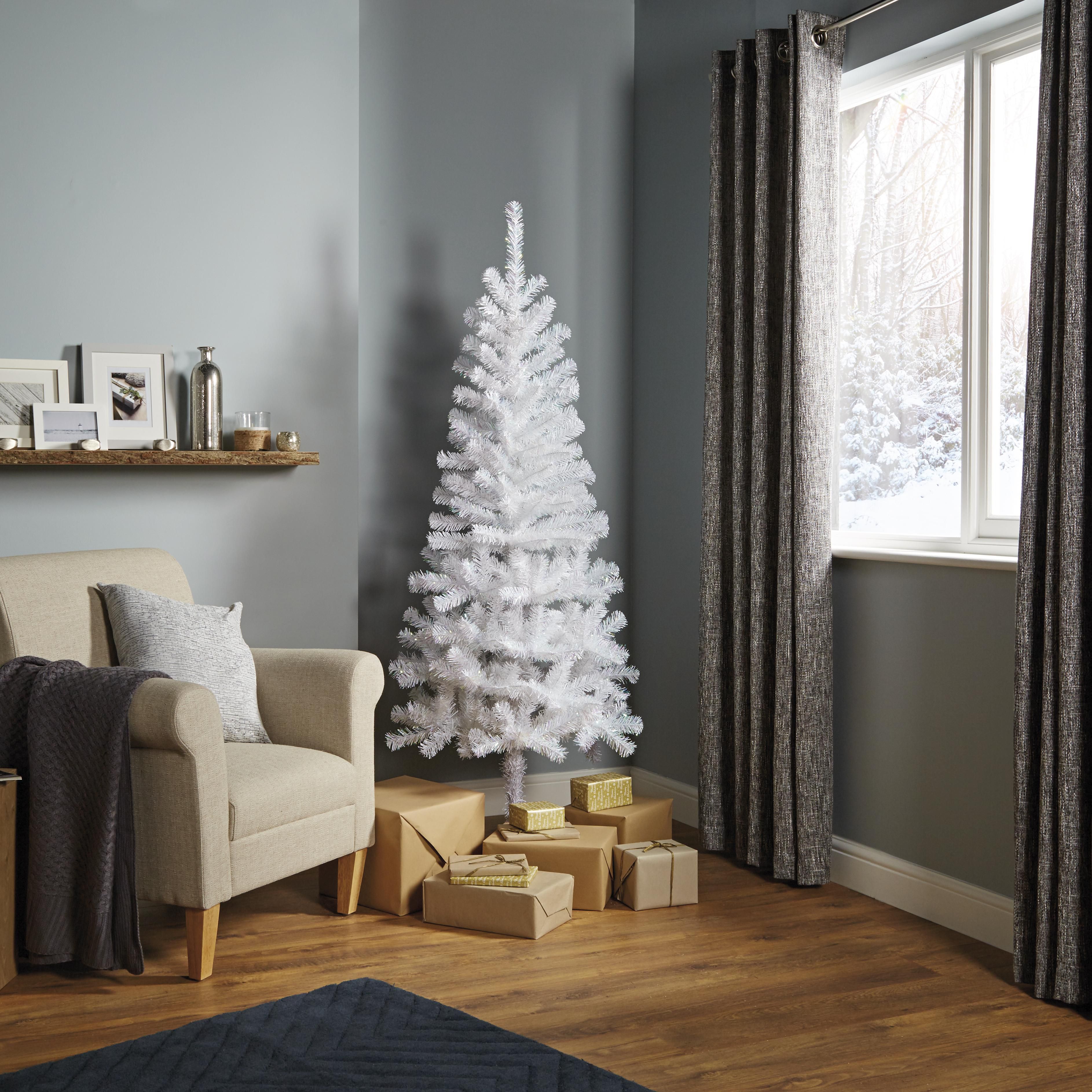 Christmas Trees | Artificial Christmas Trees | DIY At B&Q