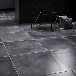 Konkrete Anthracite Matt Modern Concrete effect Porcelain Wall & floor Tile  Pack of 10  (L)426mm (W)426mm