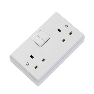 Volex 13A White Double Switched Socket