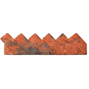 Image of Sawtooth Traditional Single sided Brindle red Paving edging (H)140mm (W)550mm (T)100mm