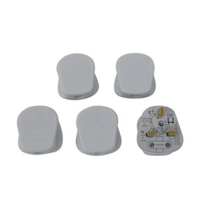 B&Q 13A White Plug  Pack of 5