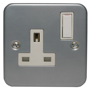 Image of Power Pro 13A 1 gang Switched Metal-clad socket