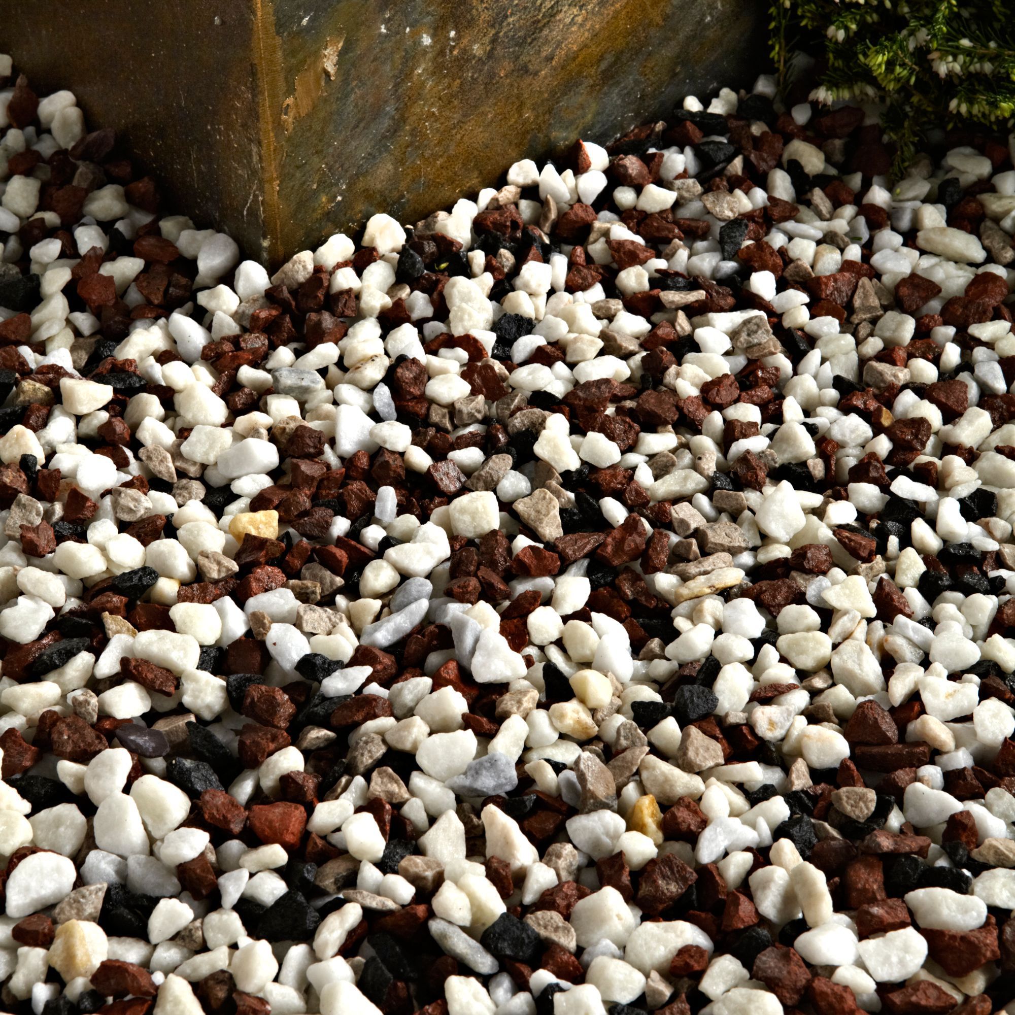 Blooma Brown Alpine mix Decorative stone Departments TradePoint