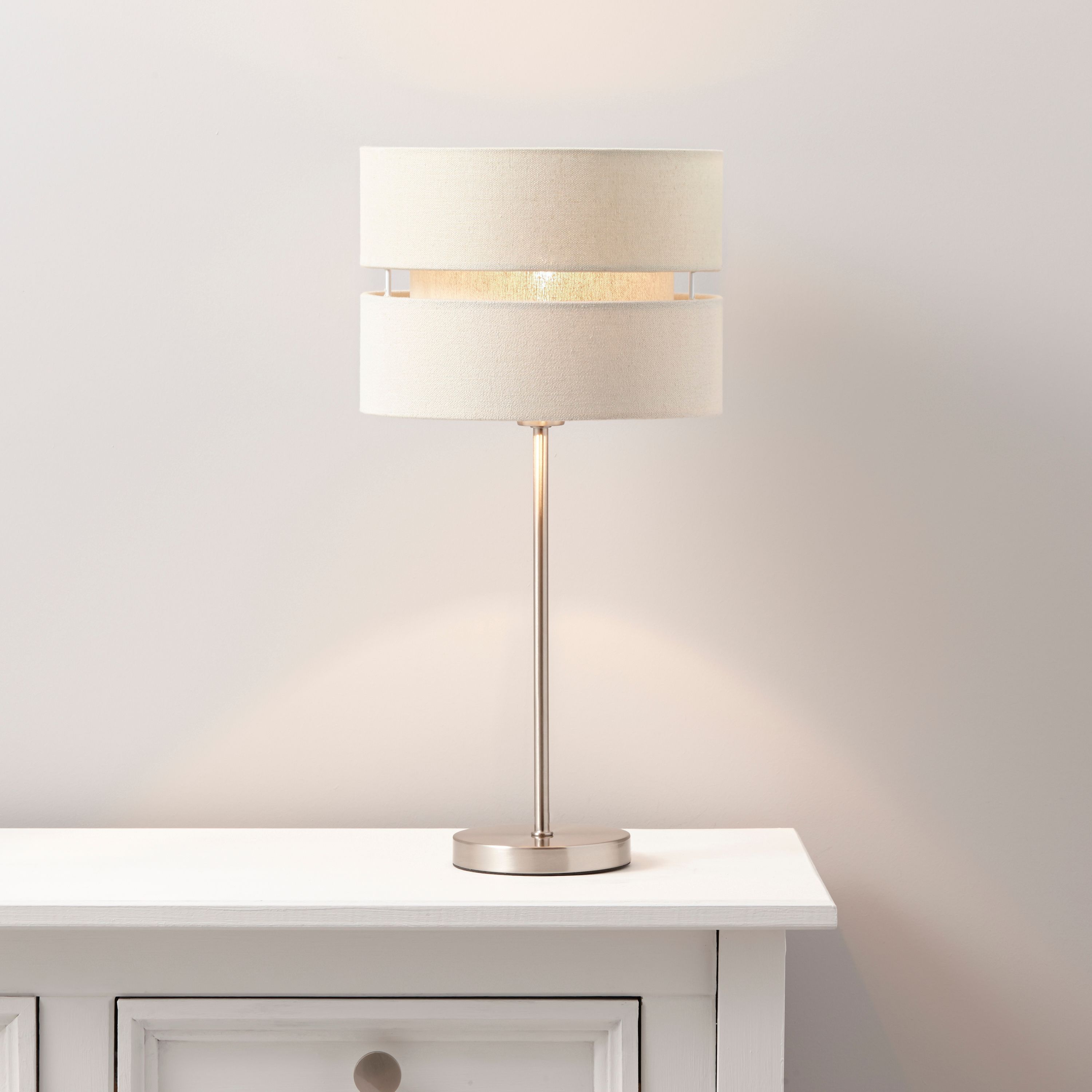 b and q bedside lamps