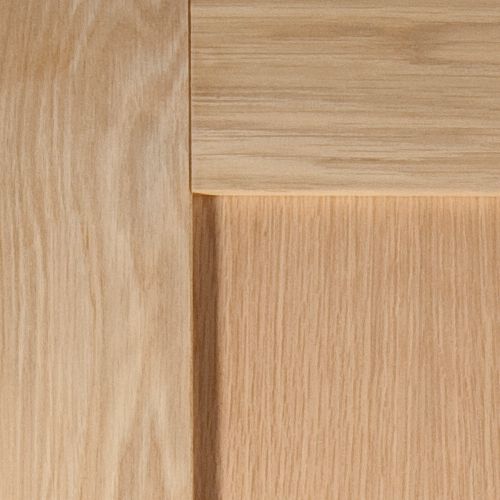 1 panel Unglazed Shaker Oak veneer Internal Door, (H)1981mm (W)686mm (T)35mm