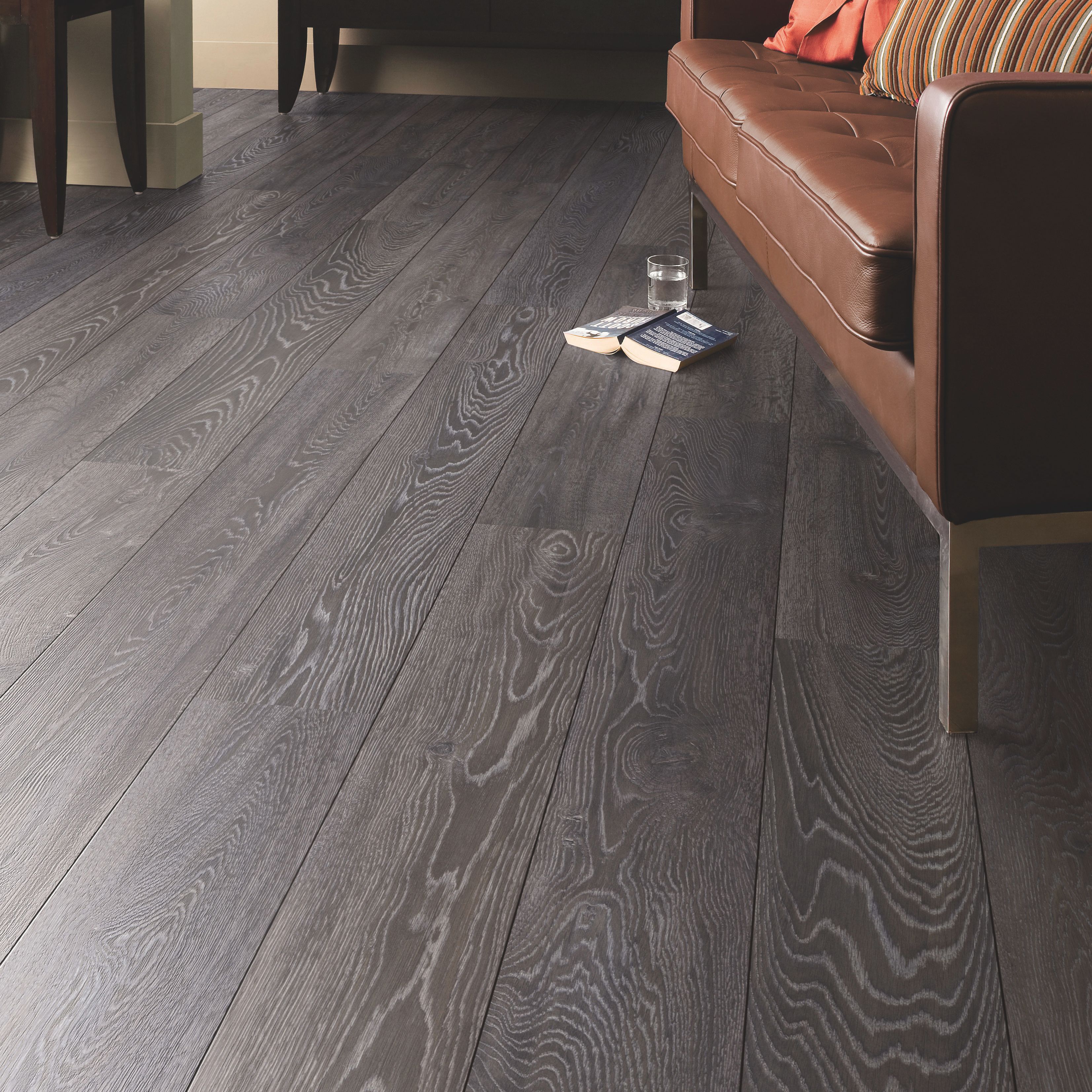 Amadeo Bedrock Oak effect Laminate flooring 2.22 m² Pack ...