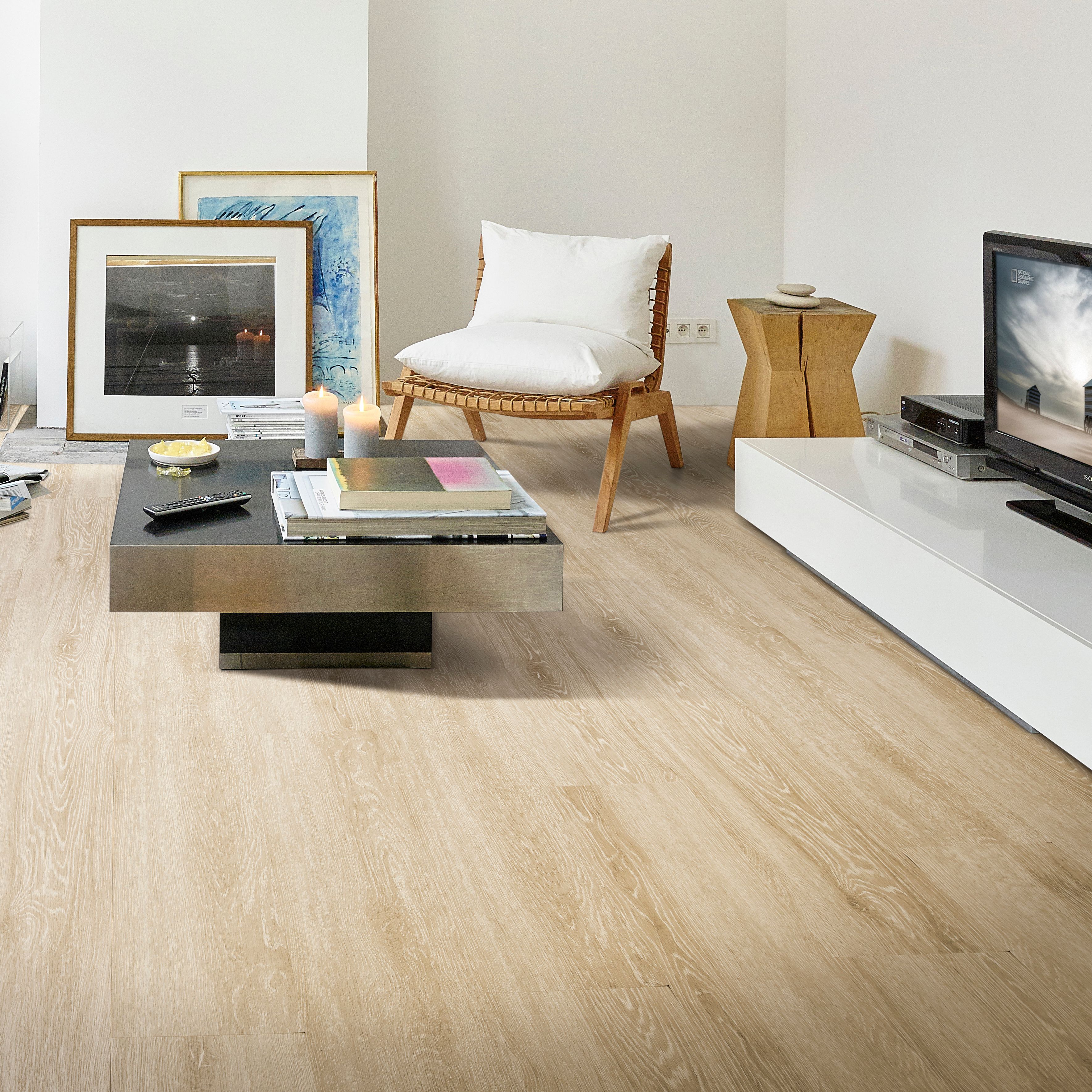 Natural Oak effect Luxury vinyl Click flooring, 2.16m² ...