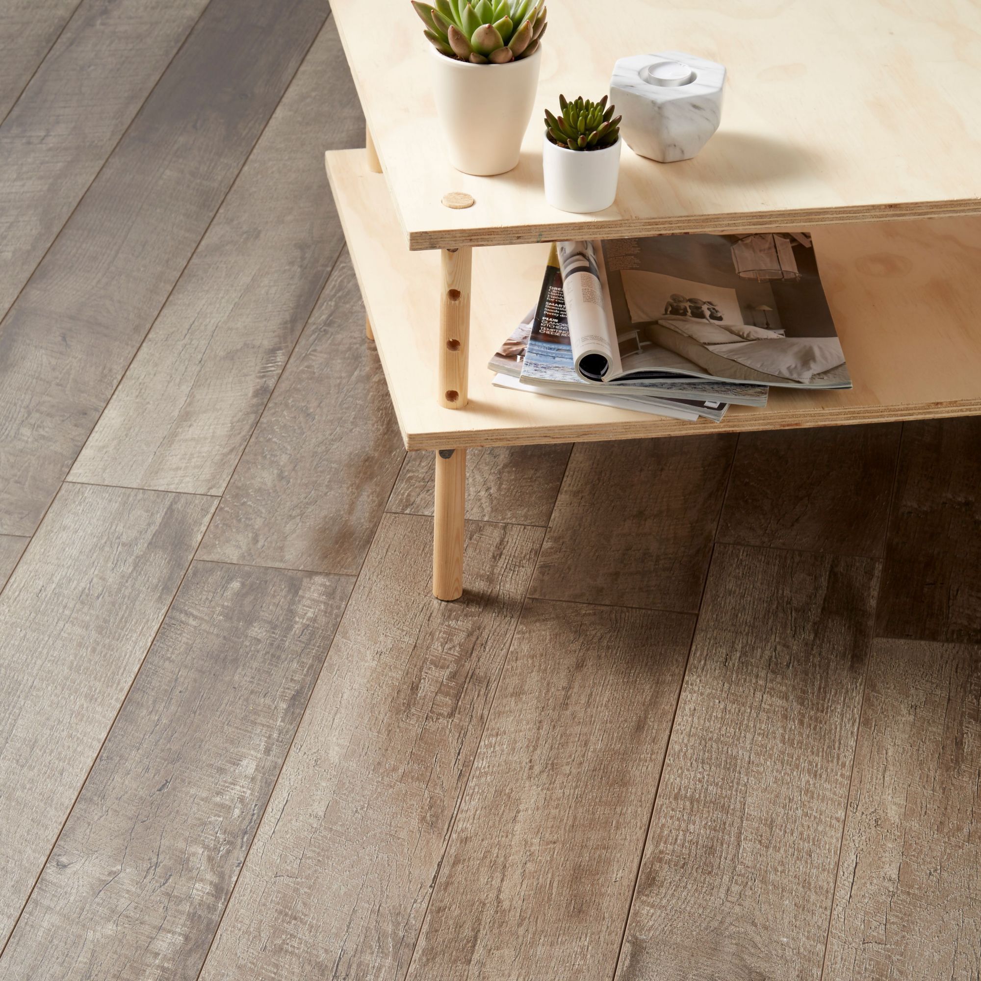 GoodHome Bannerton Dark Mahogany effect Laminate flooring ...