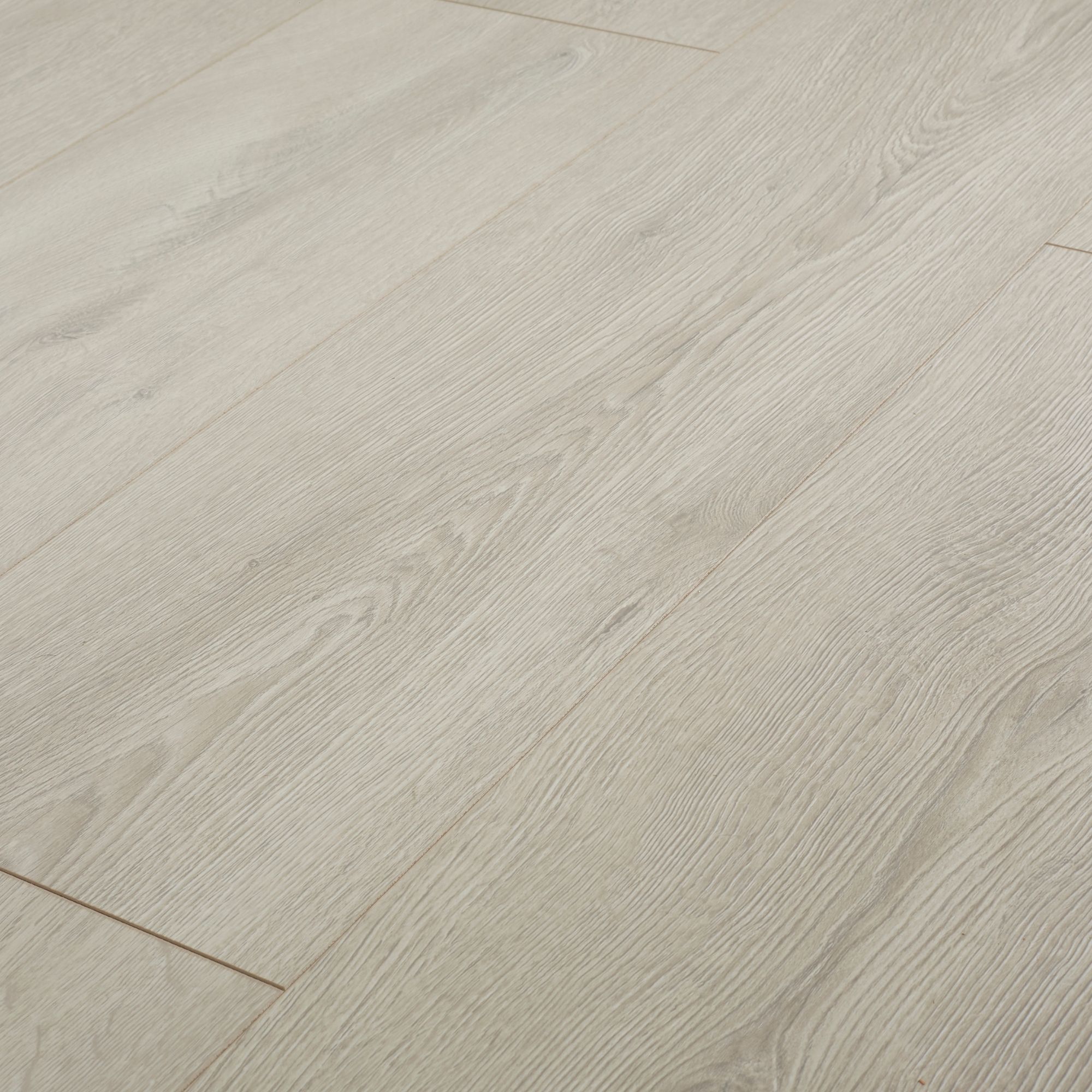 Goodhome Newlyn Grey Oak Effect Laminate Flooring 1 68m Pack