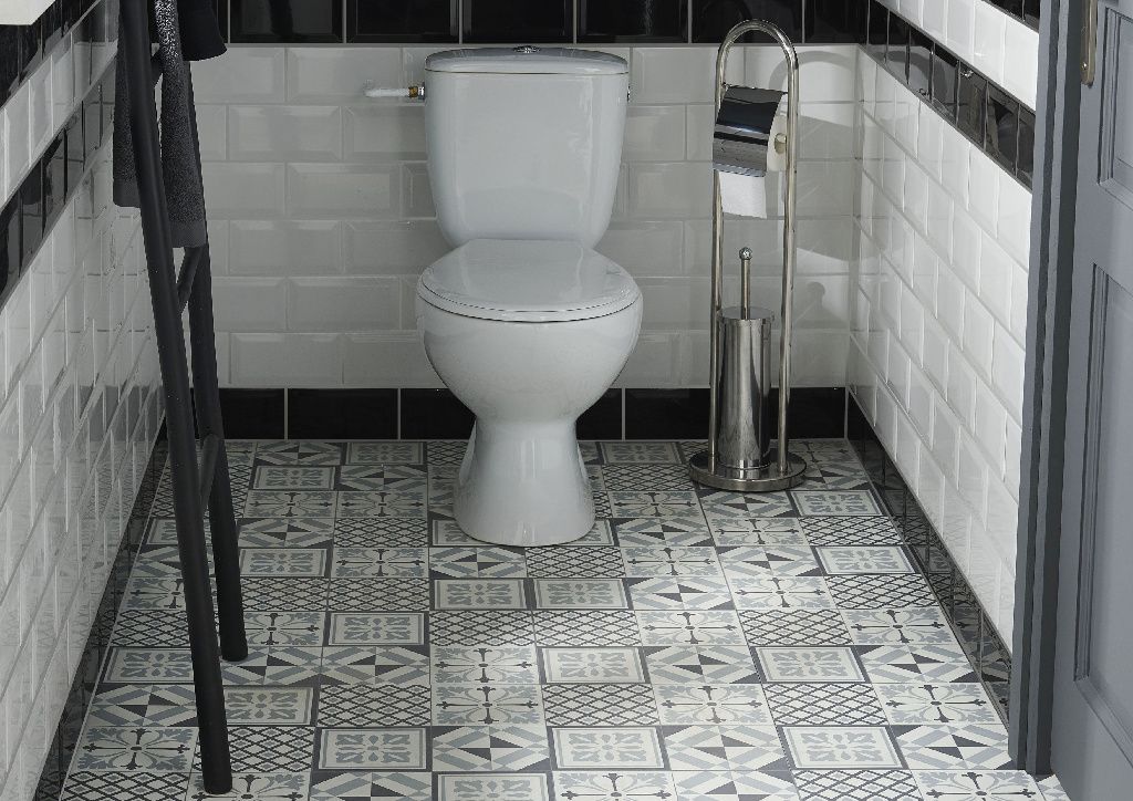 Bathroom Flooring Buying Guide Ideas Advice Diy At B Q