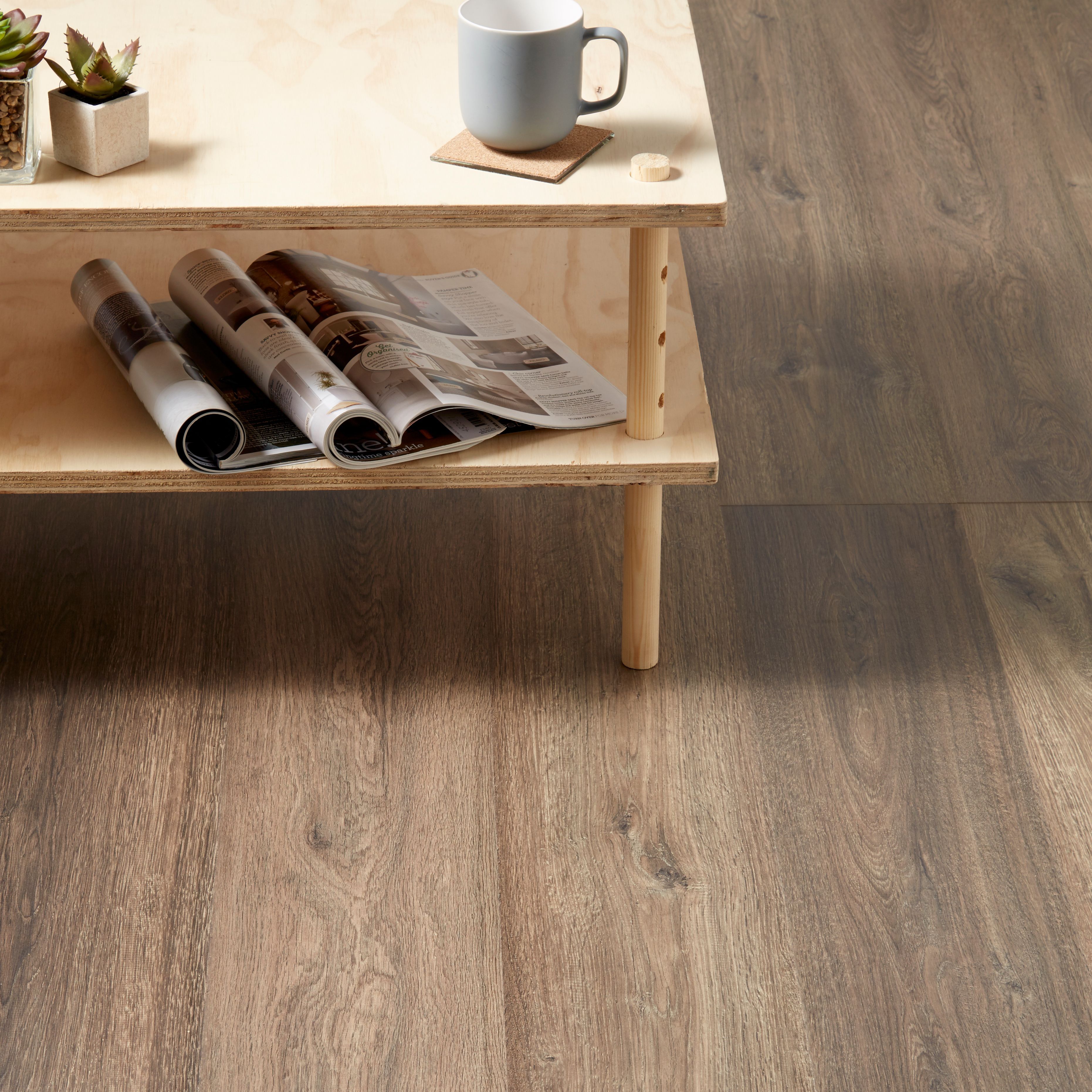 Colours Lismore Natural Oak Effect Laminate Flooring Sample