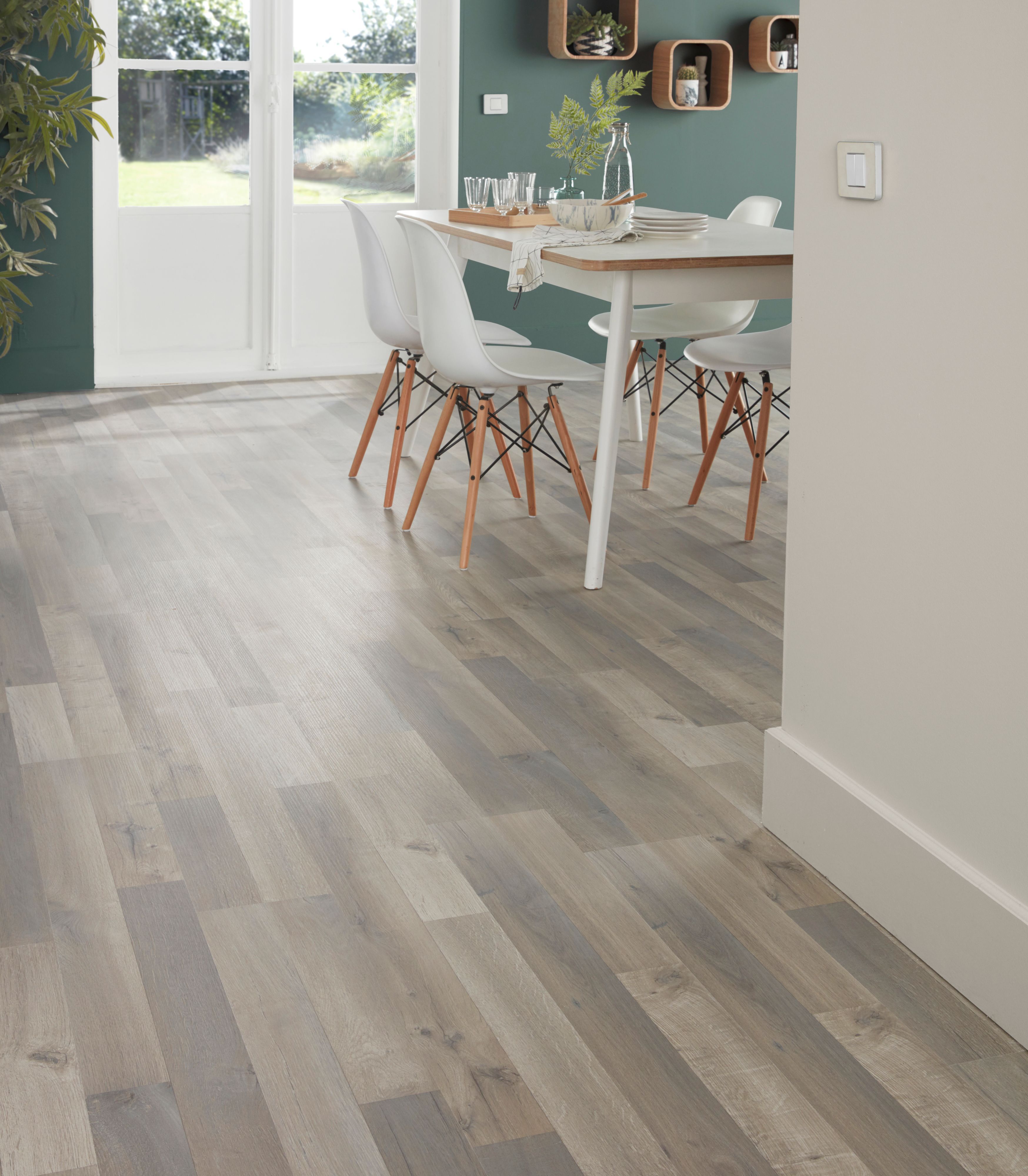 Addington Grey Oak effect Laminate flooring sample 1.996 ...