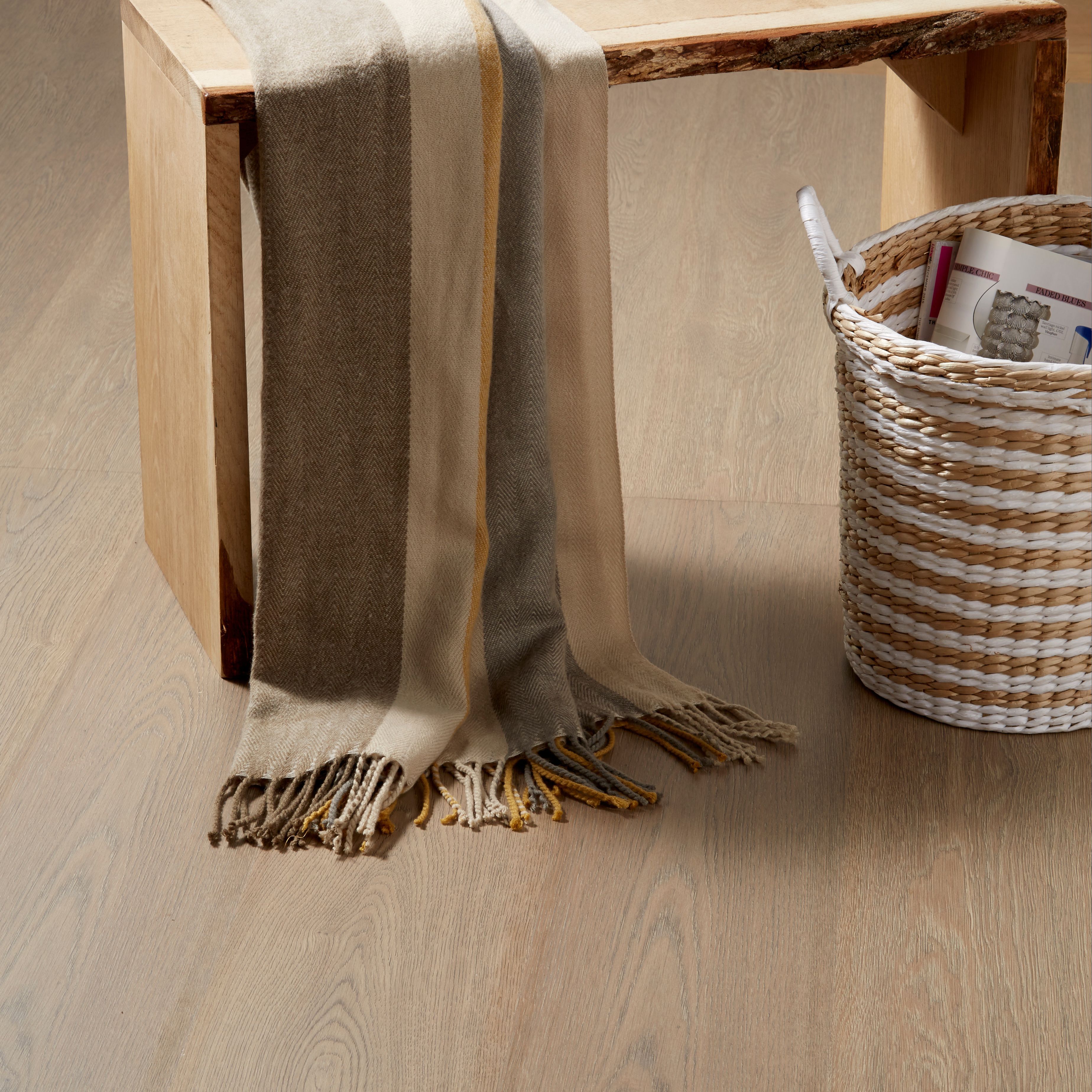Barfold Dark oak Oak effect Laminate flooring sample
