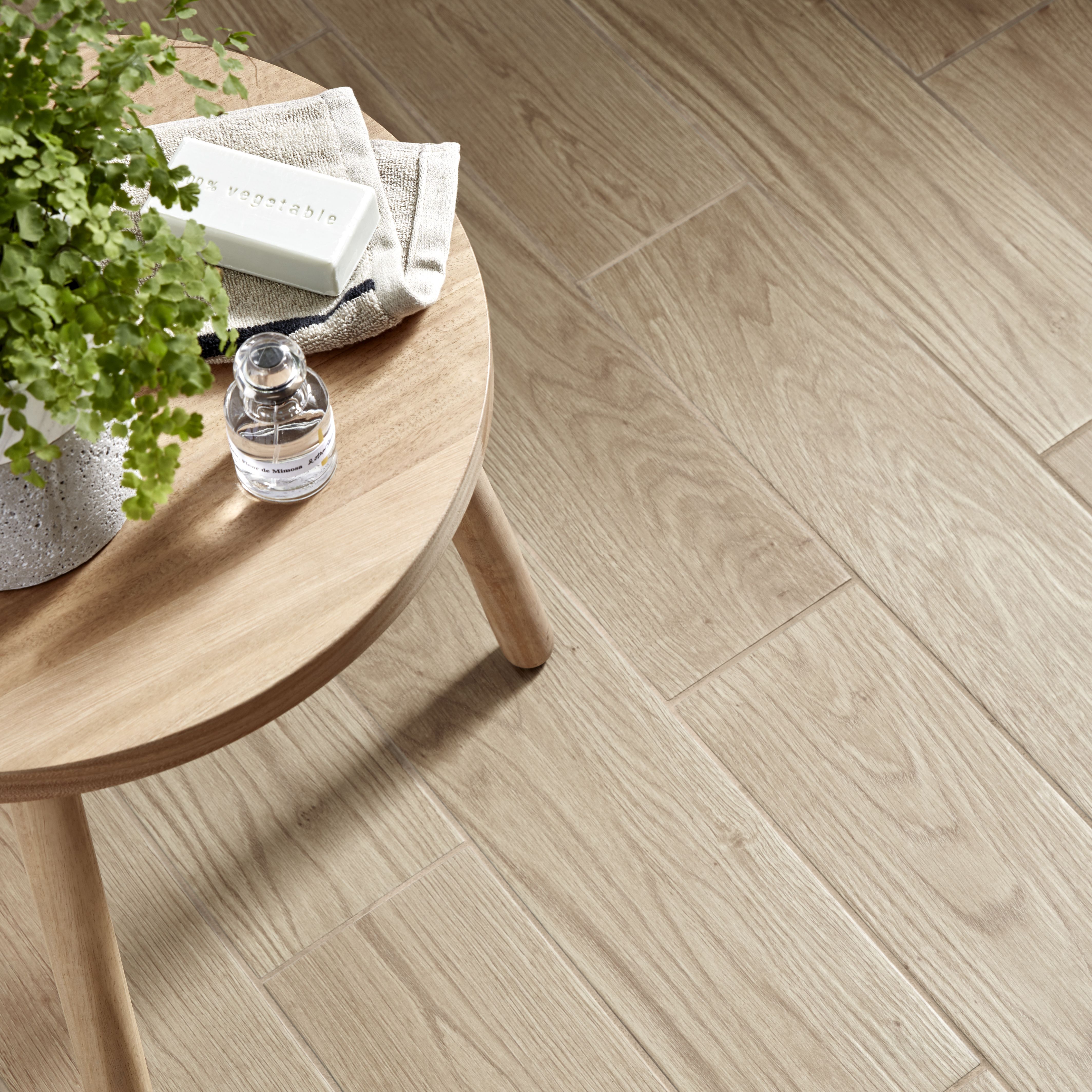 Arrezo Beige Matt Wood effect Porcelain Floor tile, Pack of 14, (L ...