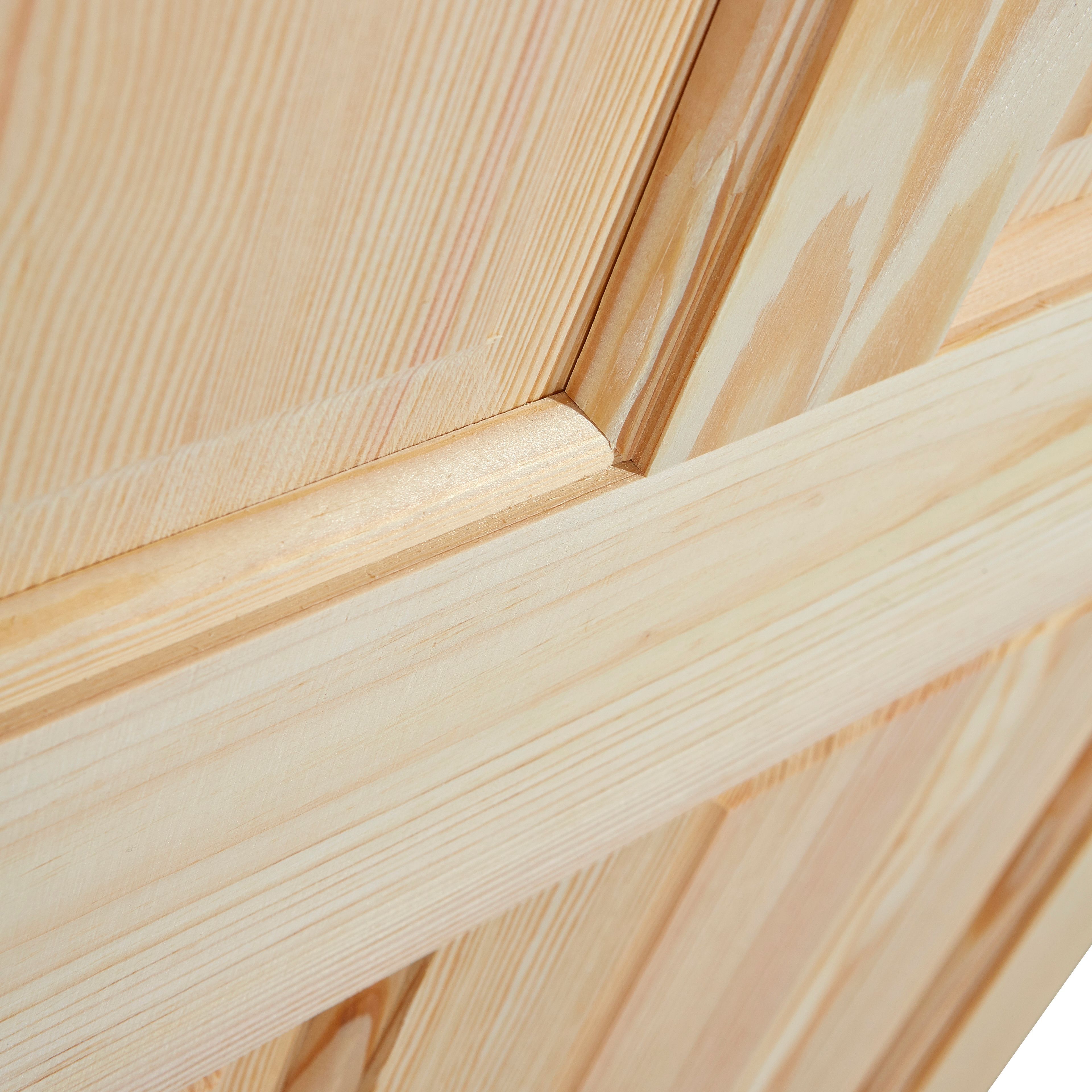 4 panel Unglazed Victorian Pine veneer Internal Clear pine Door, (H)1981mm (W)610mm (T)35mm