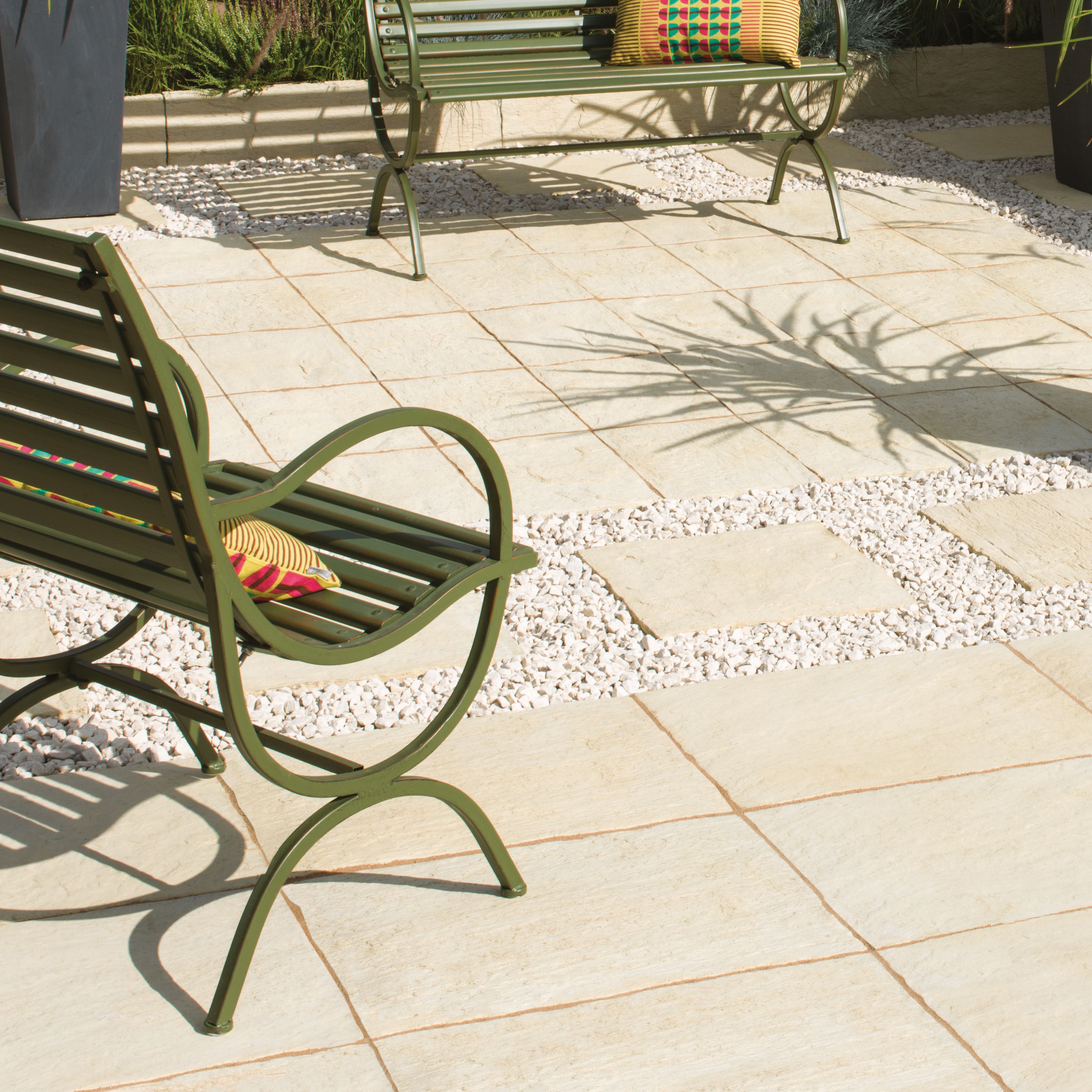 White Cream Layered Slate Effect Paving Slab (L)300 (W)450mm Pack of 54 ...