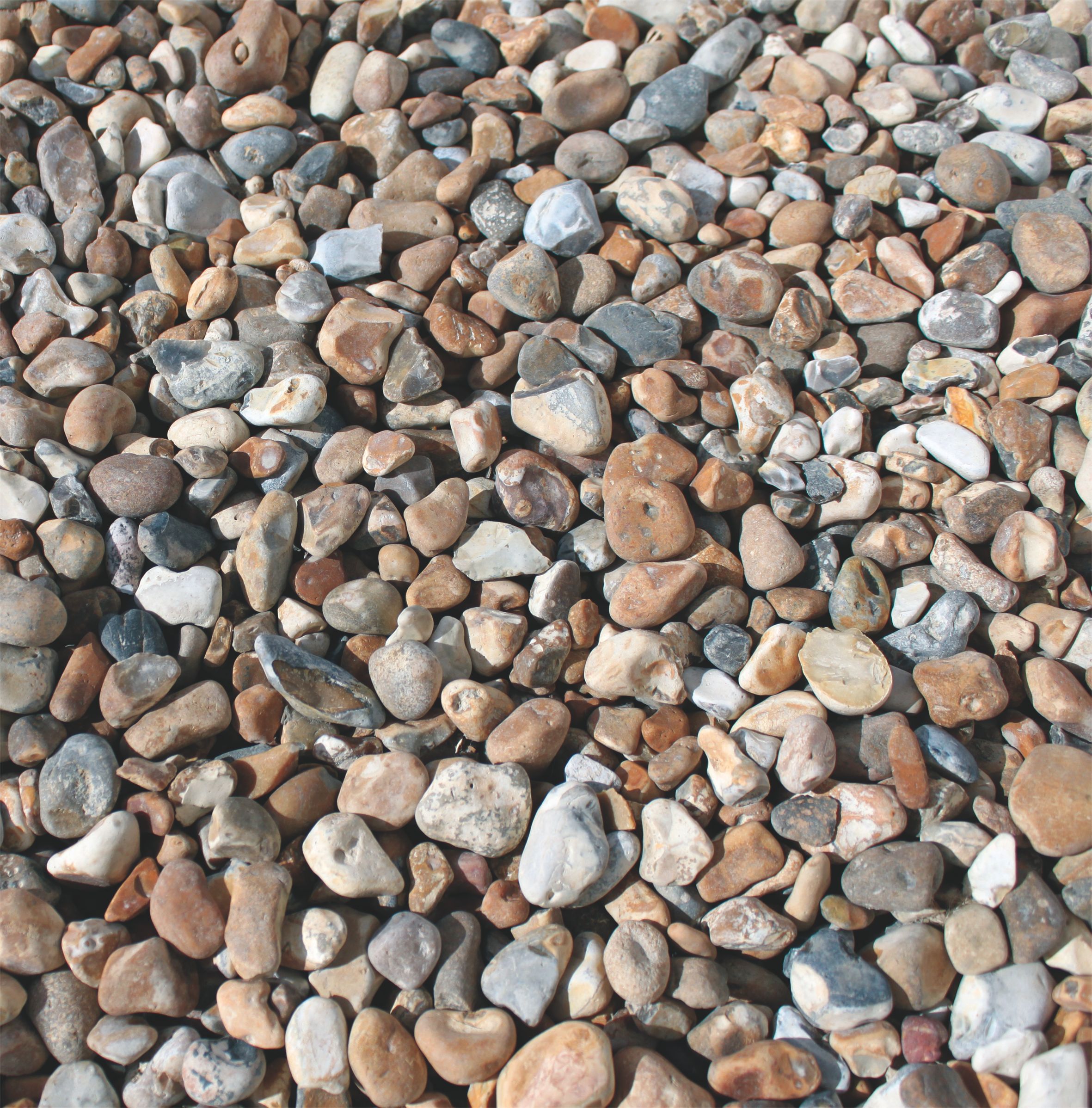 B&Q Brown Naturally rounded Decorative gravel | Departments | DIY at B&Q