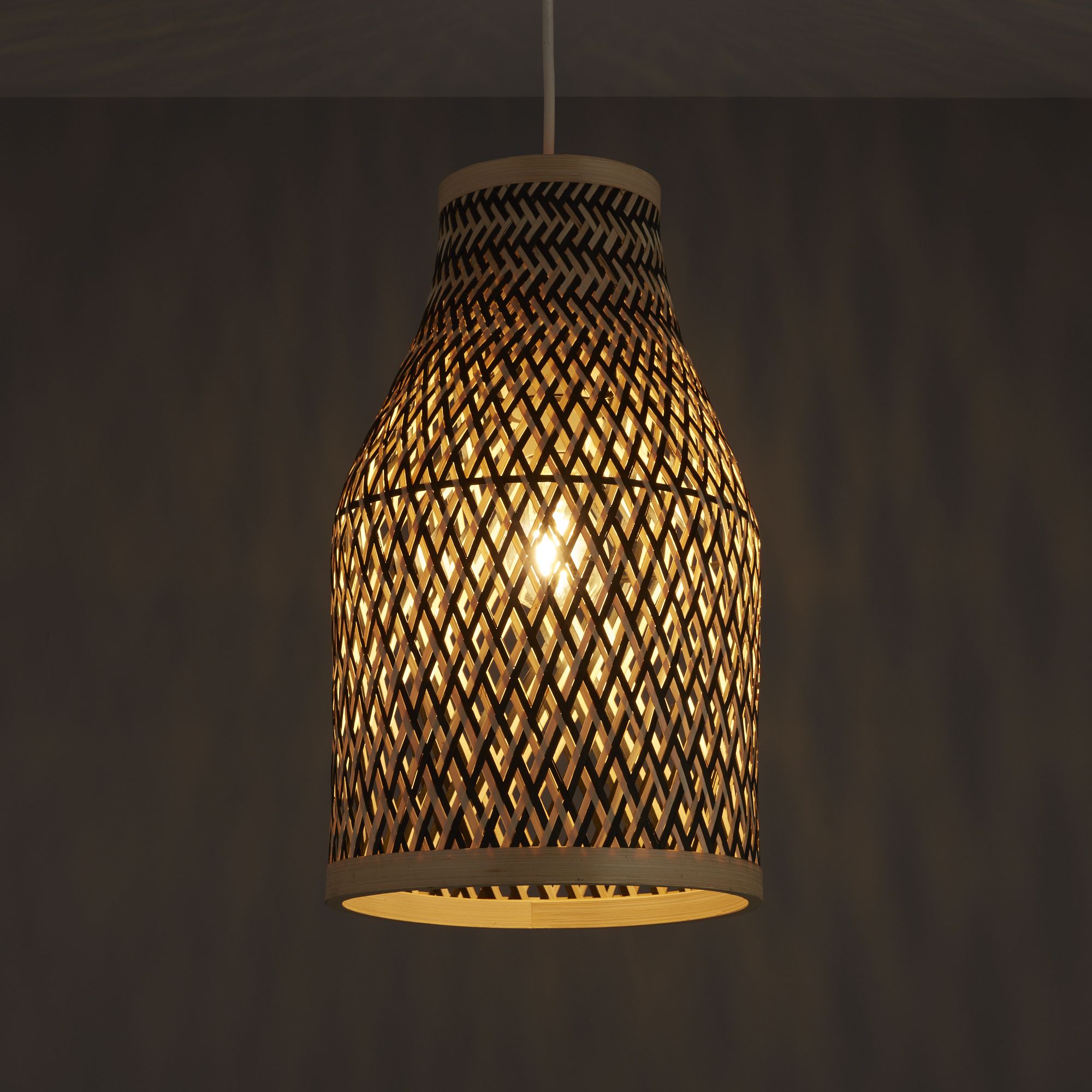 b&q feather lampshade