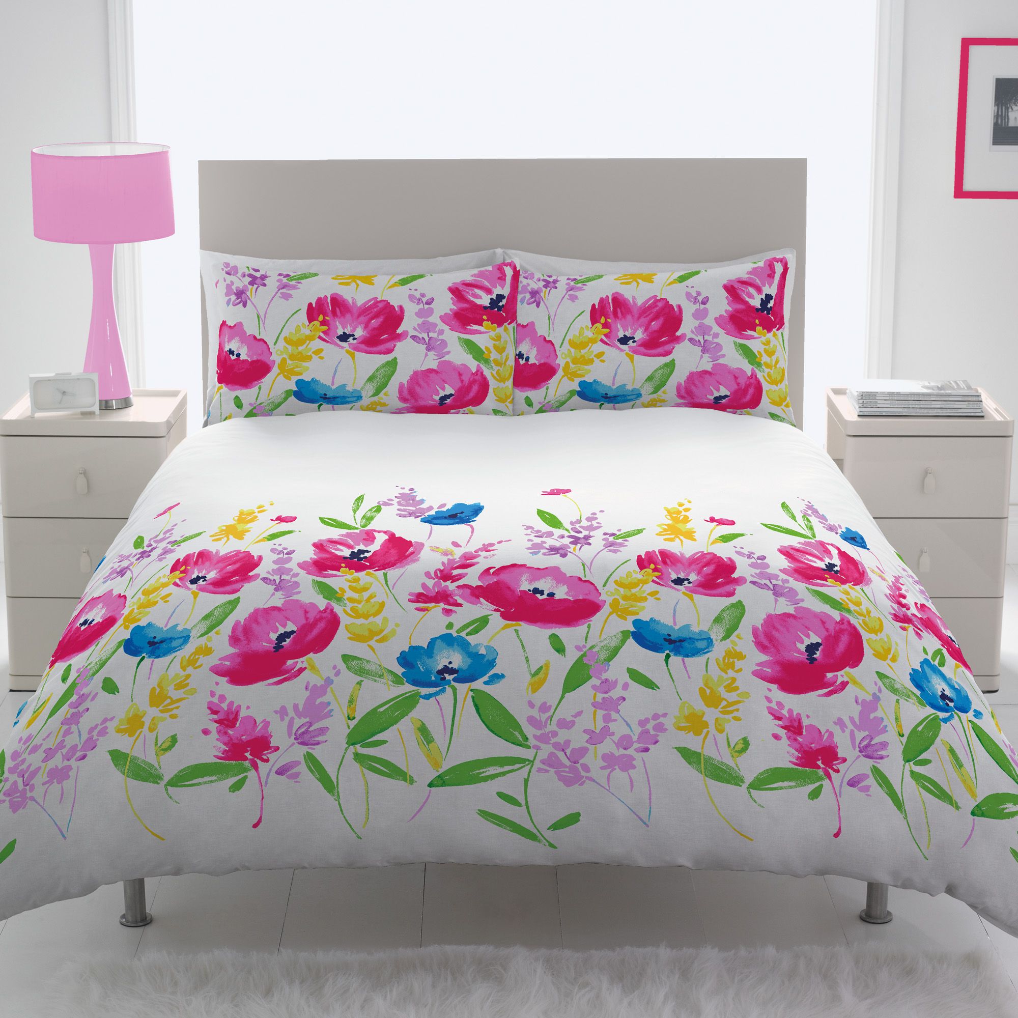 Chartwell Mika Floral Fuchsia King Size Bed Cover Set