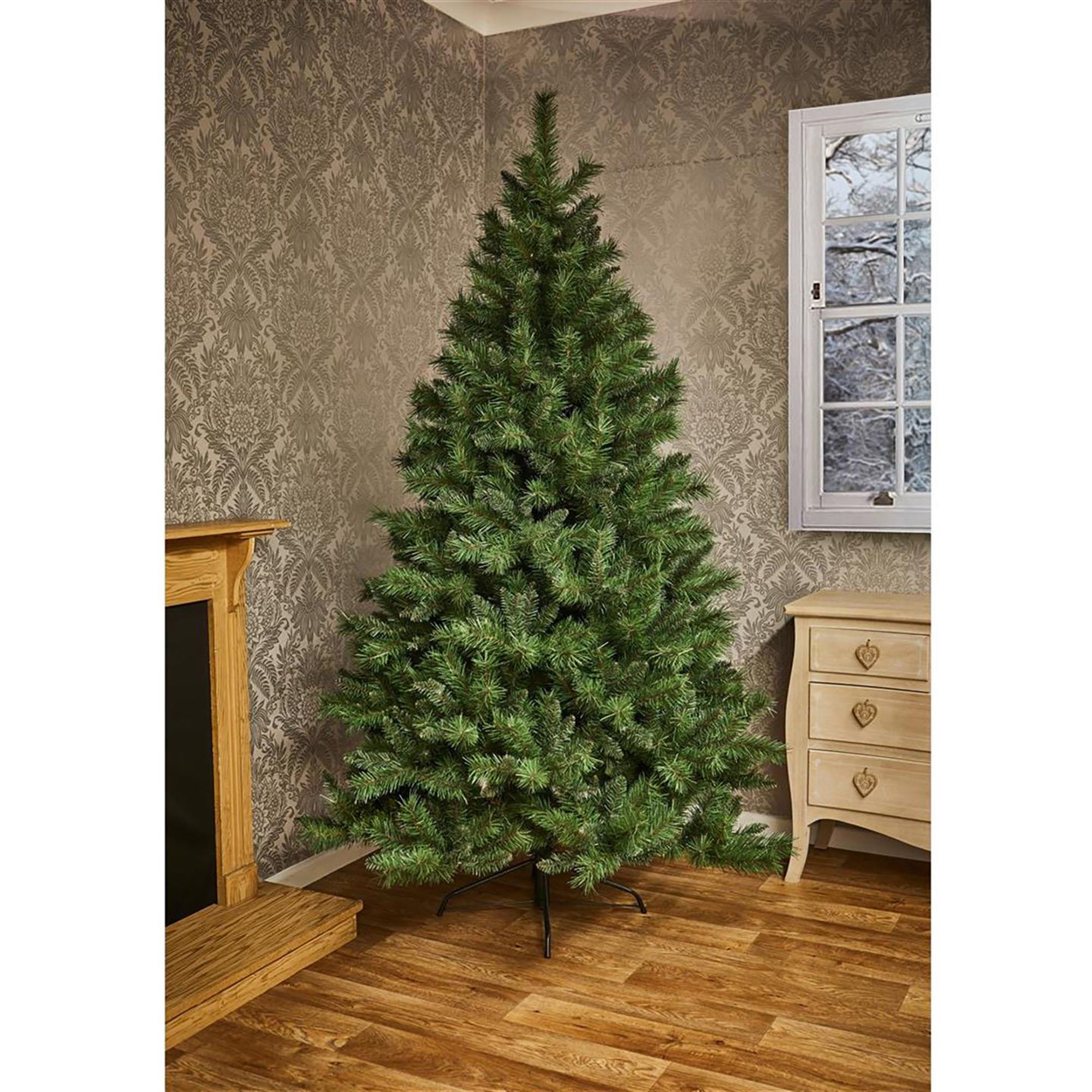 Cheap 7ft hot sale christmas tree