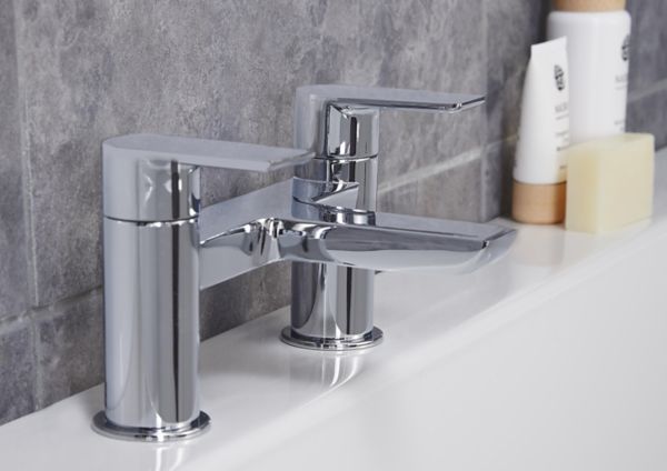 Bathroom_Santoro_Ricci_Bath_Tap