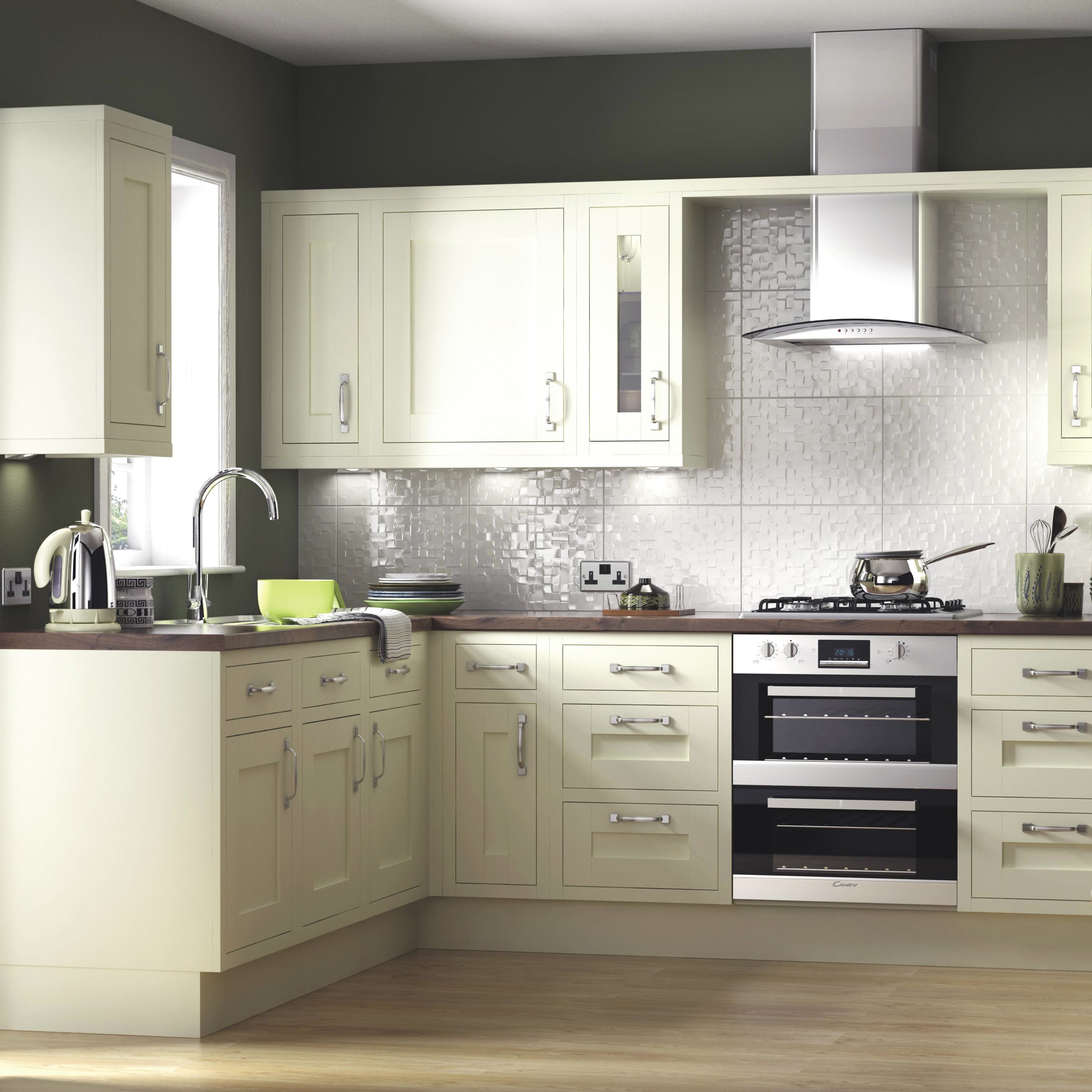 IT Westleigh Ivory Style Shaker | Fitted Kitchens | DIY At B&Q