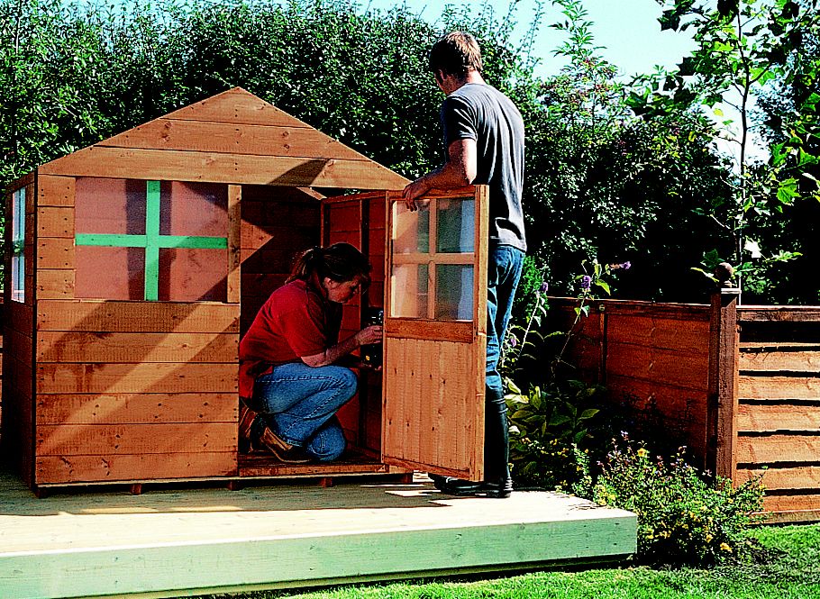 How to build a wooden playhouse Ideas &amp; Advice DIY at B&amp;Q