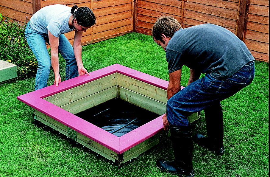 diy kids sandpit