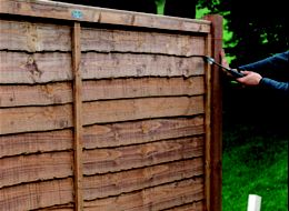 How to put up a panel fence | Ideas & Advice | DIY at B&Q