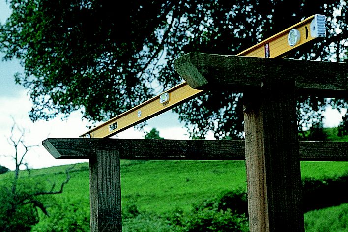 How to build a pergola