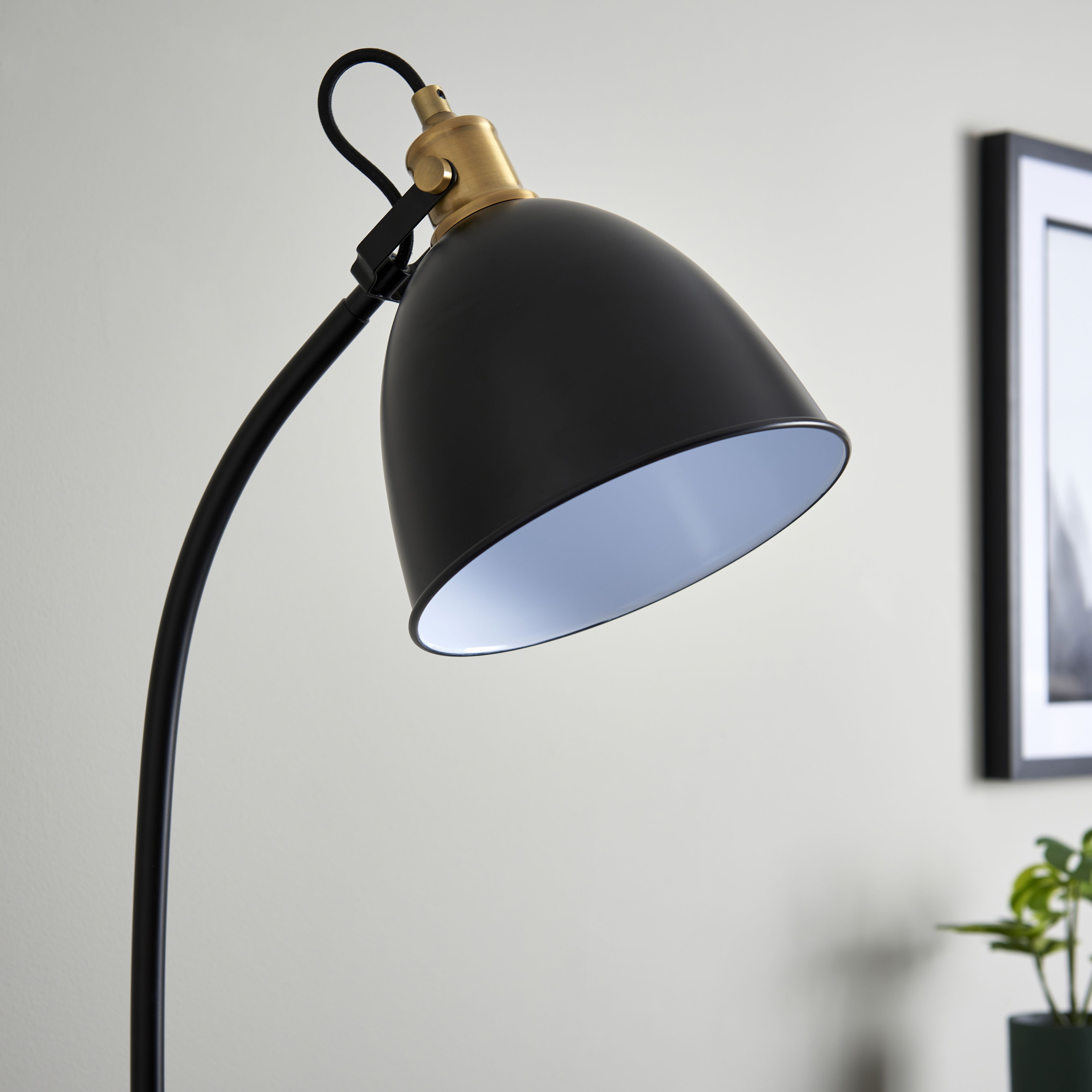 Acrobat Matt Black Floor lamp