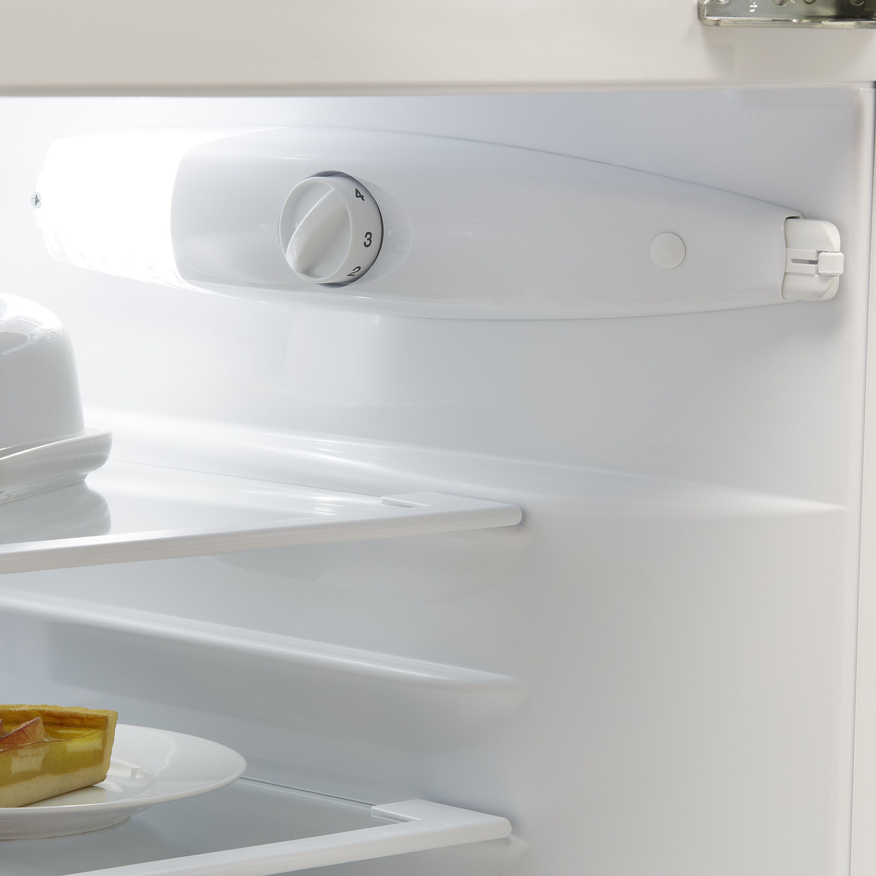 AEG SKB582F1AF_WH Integrated Fridge White Tradepoint