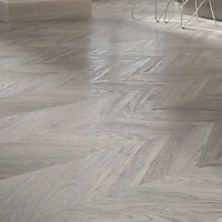 Alessano Grey Oak effect Laminate Flooring, 1.39m² Pack of 4