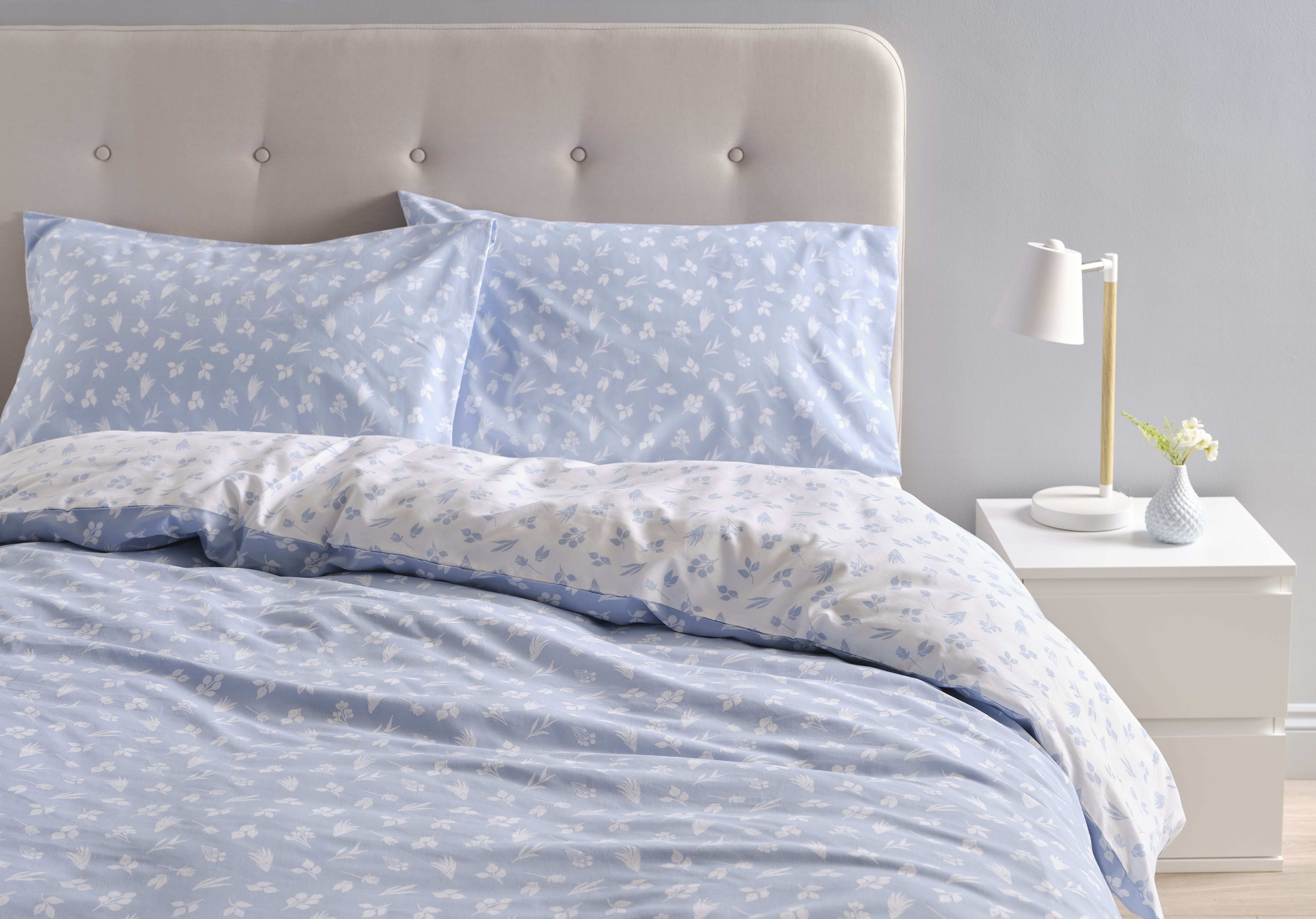 Alyssa Floral Blue & white King Duvet cover & pillow case set