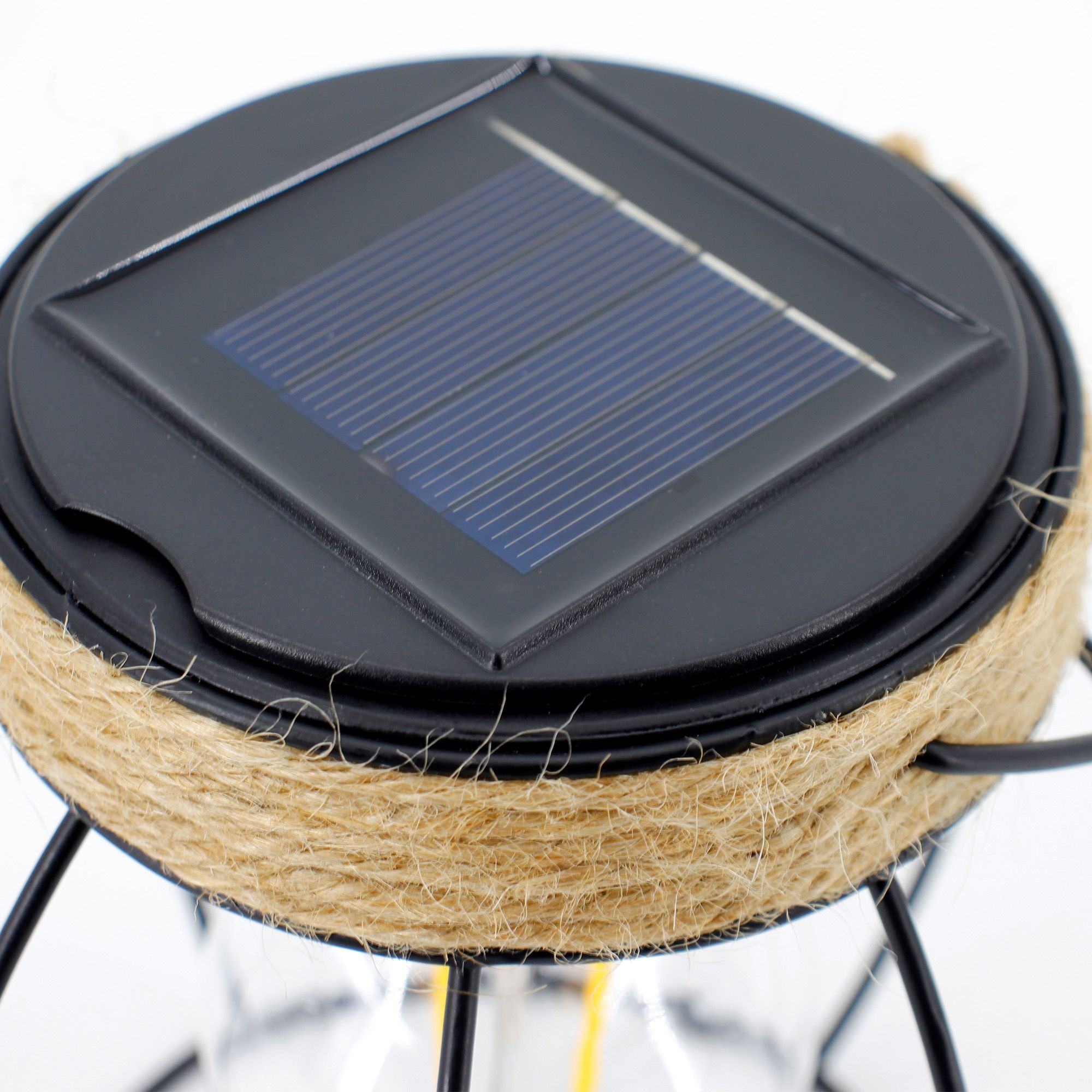 Amanpulo Black Solar-powered Integrated LED Outdoor Table lamp