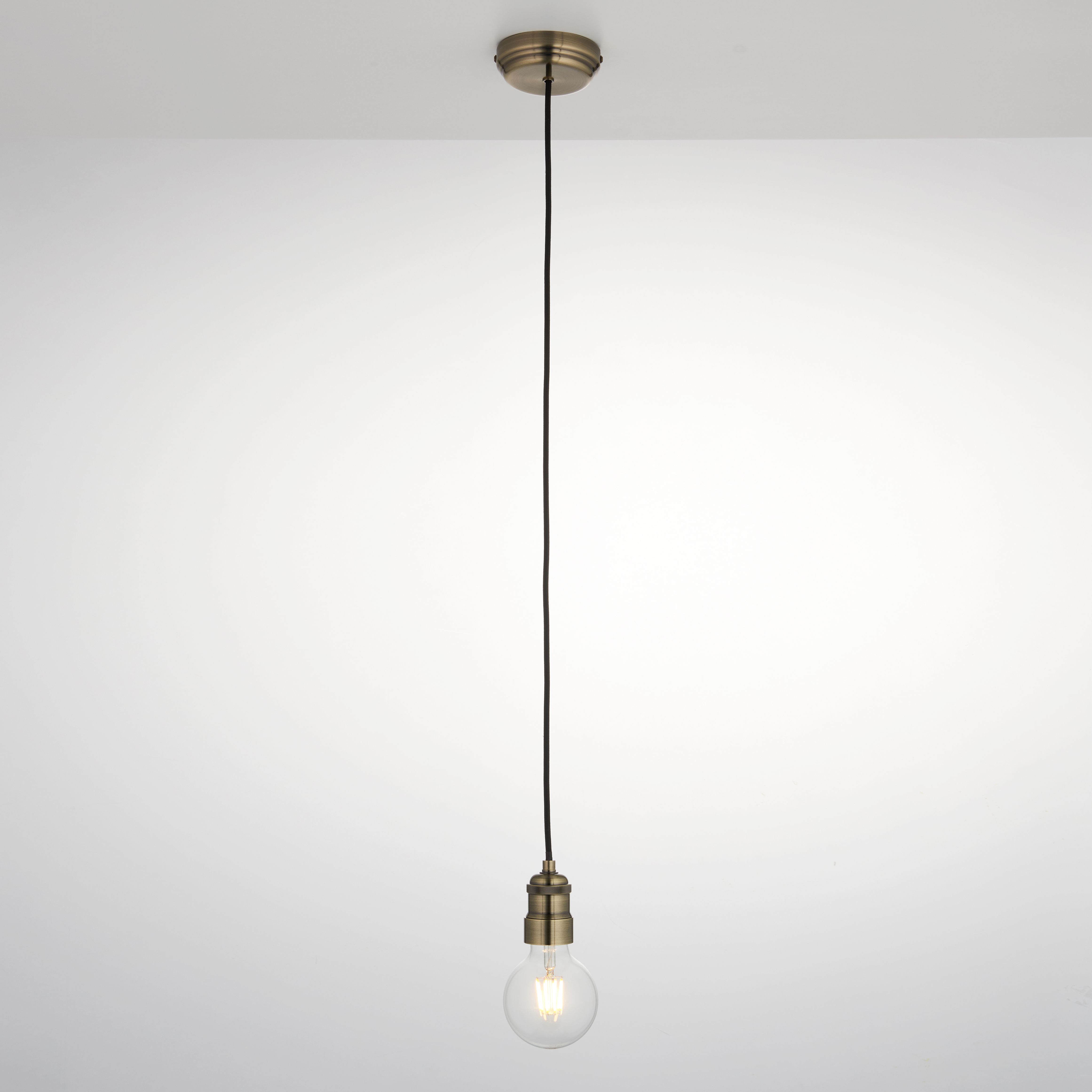 Antique brass effect E27 Cable light set (L)1500mm