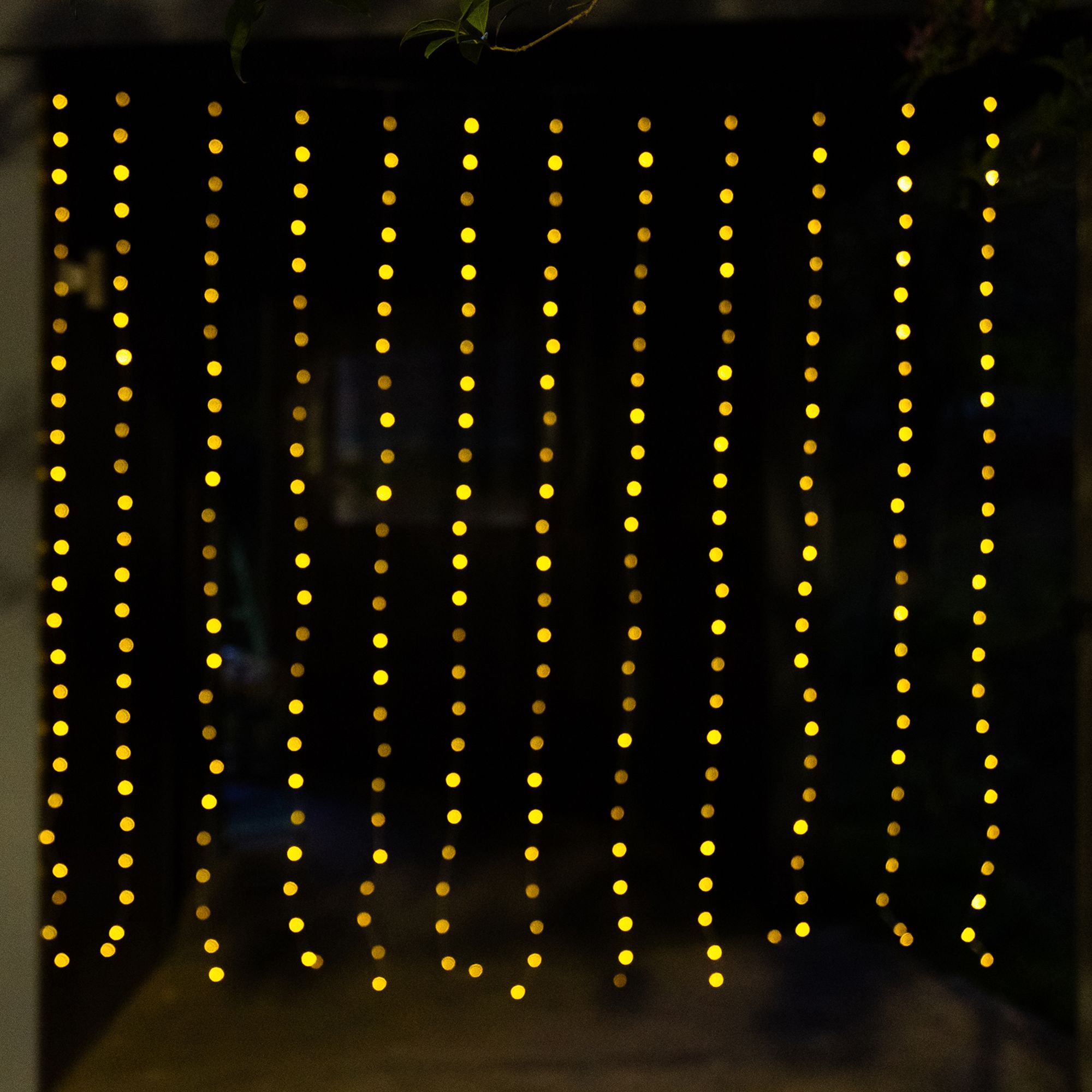 Appam Solar-powered Warm white 300 Integrated LED Outdoor String lights
