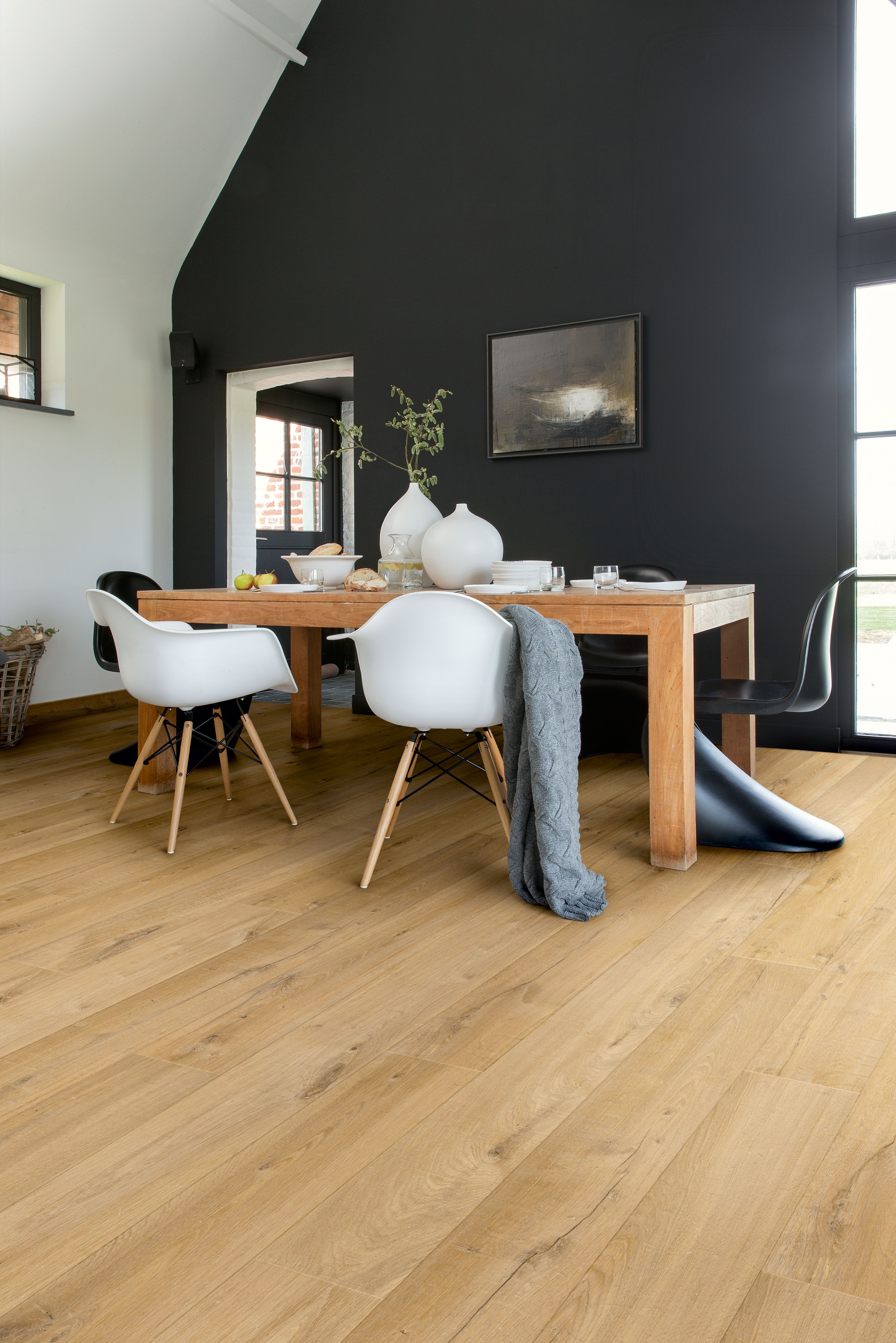 Aquanto Natural Oak effect Laminate Flooring Sample